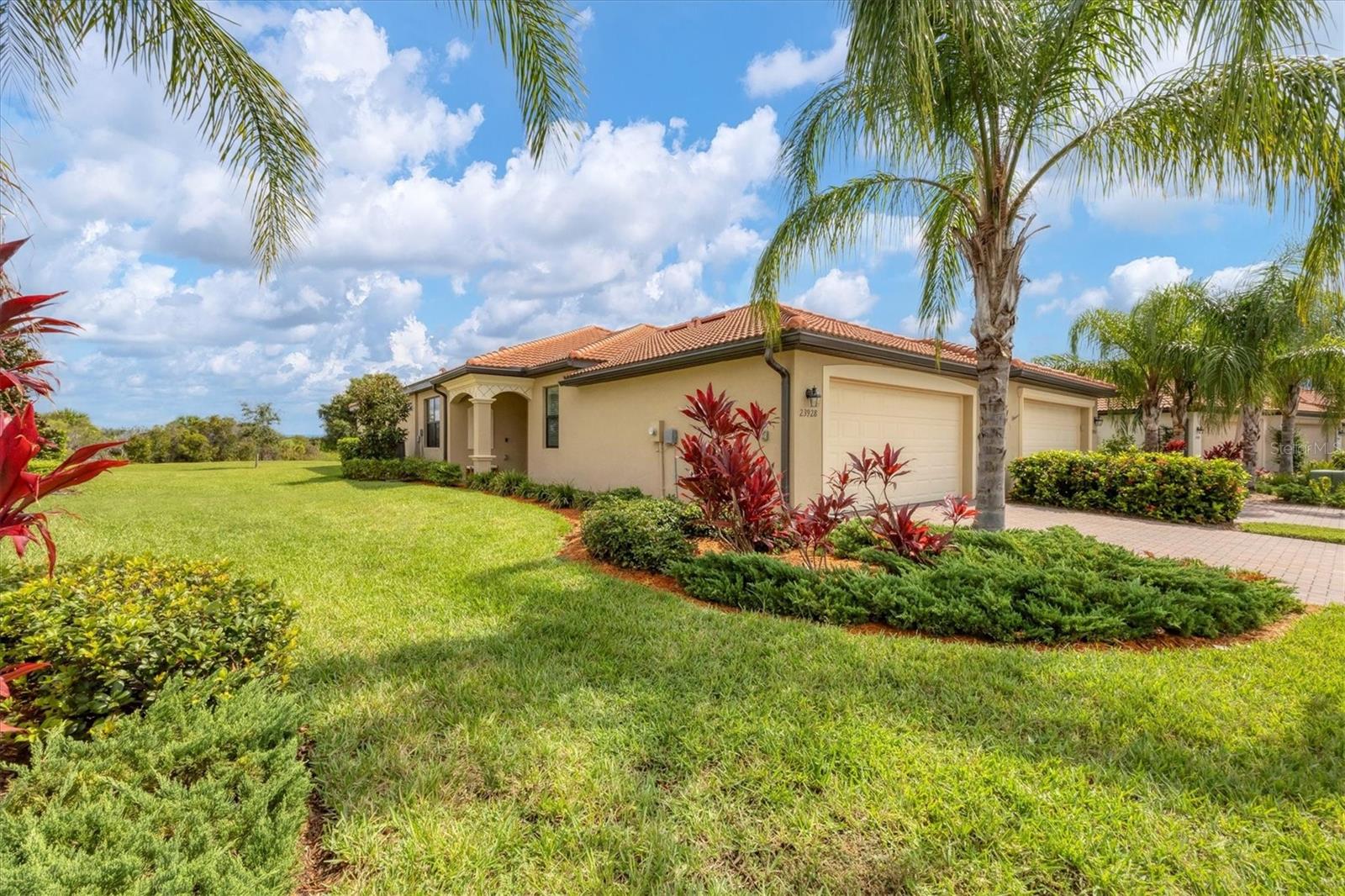 23928 SKYFLOWER CT — home for sale