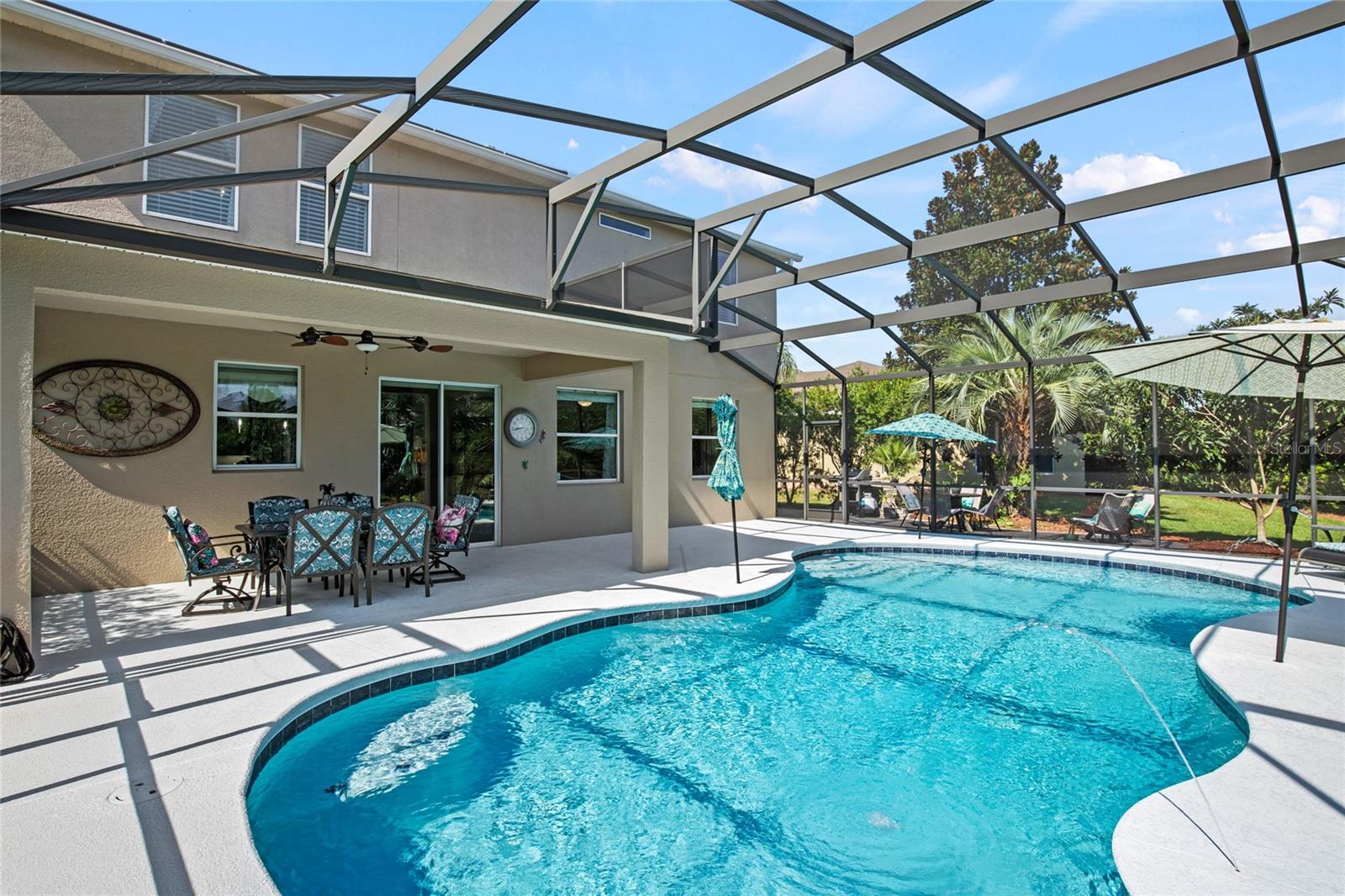 5020 NEPTUNE CIR photo 4