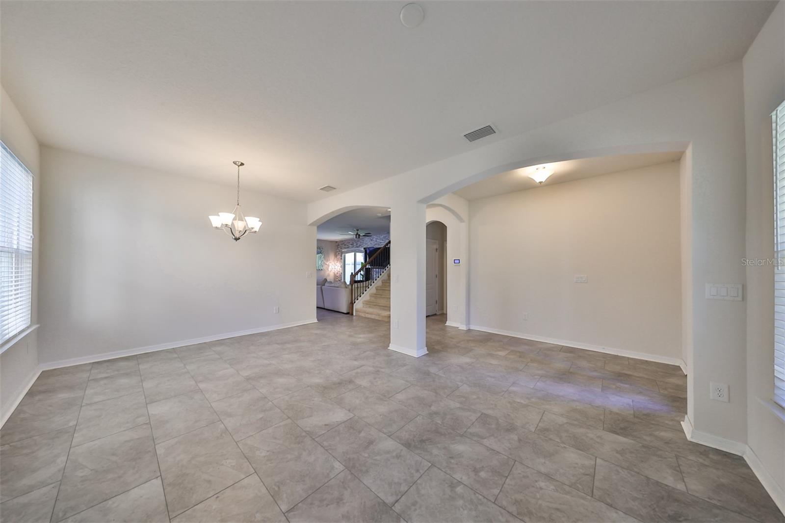 11115 SPRING POINT CIR photo 5