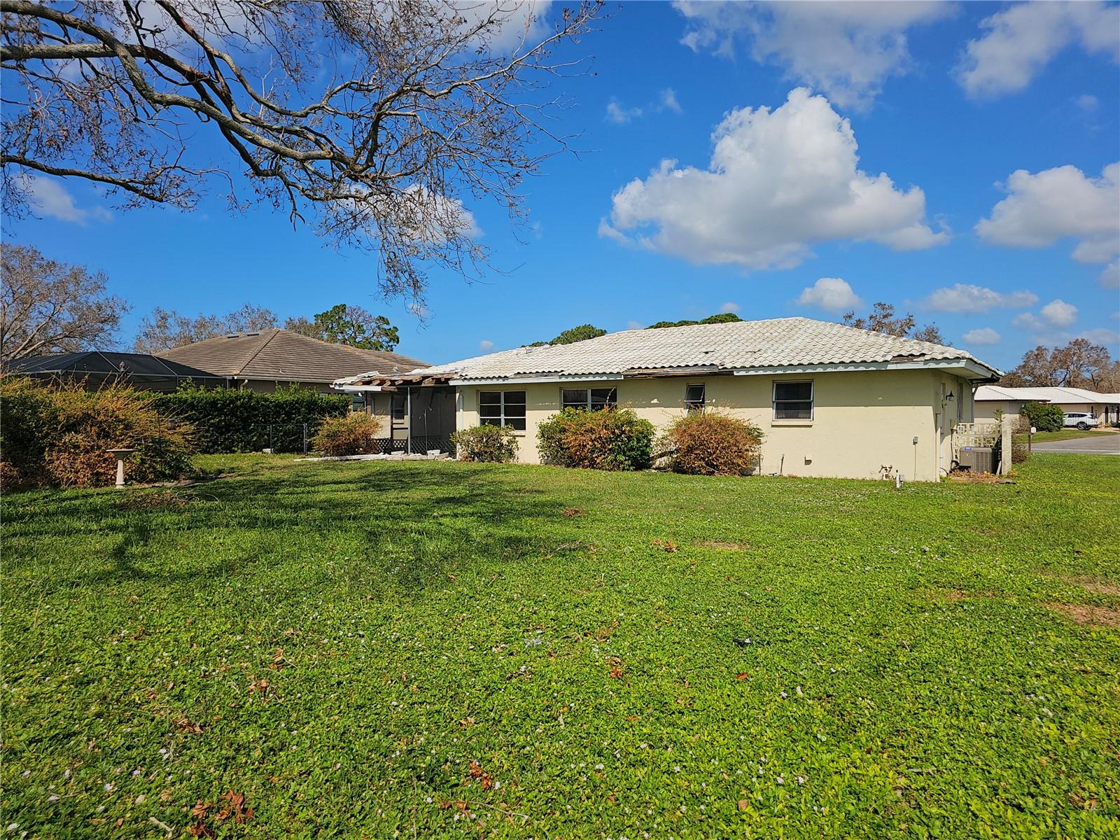 306 SIGNORELLI DR photo 5