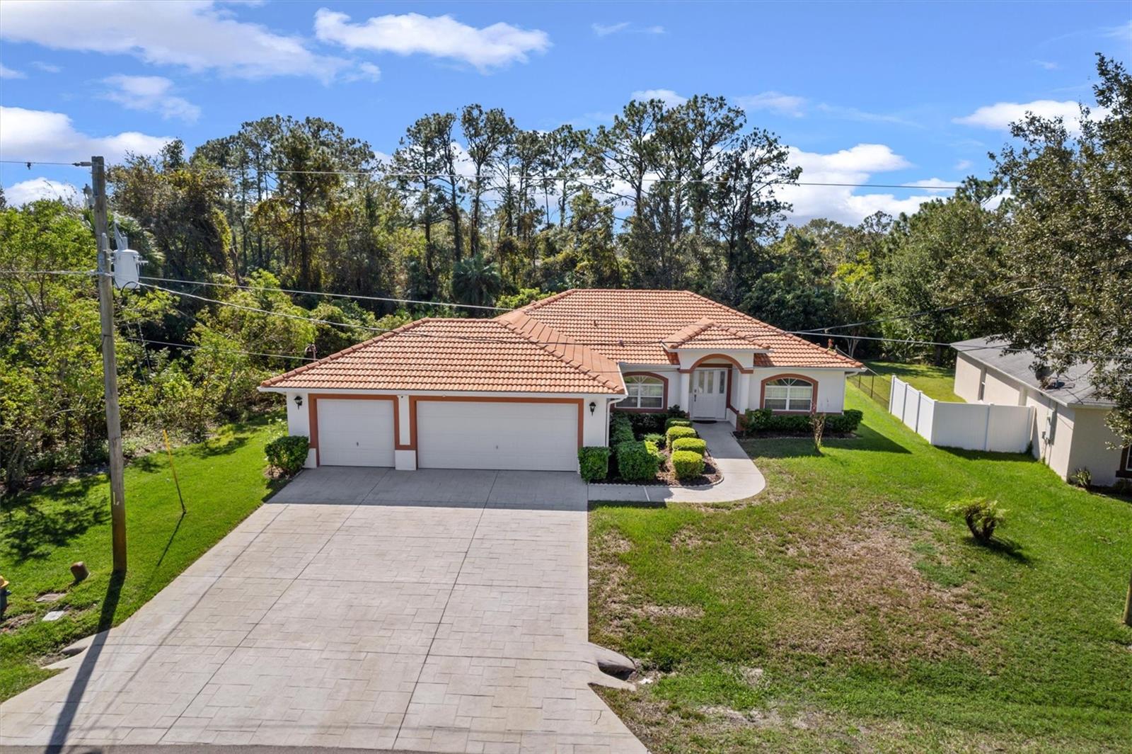 13 PRATTWOOD LN photo 4