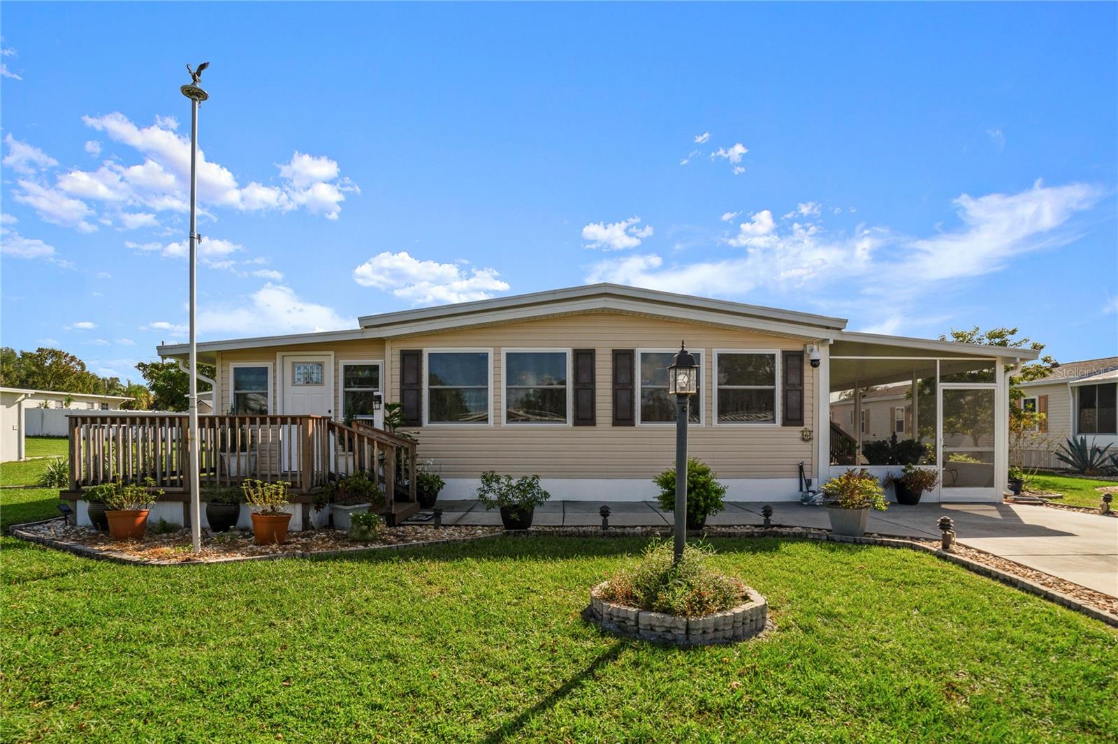6 DA ROSA AVE photo 2