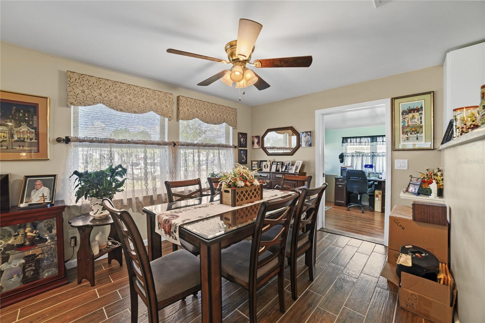 6 DA ROSA AVE photo 5