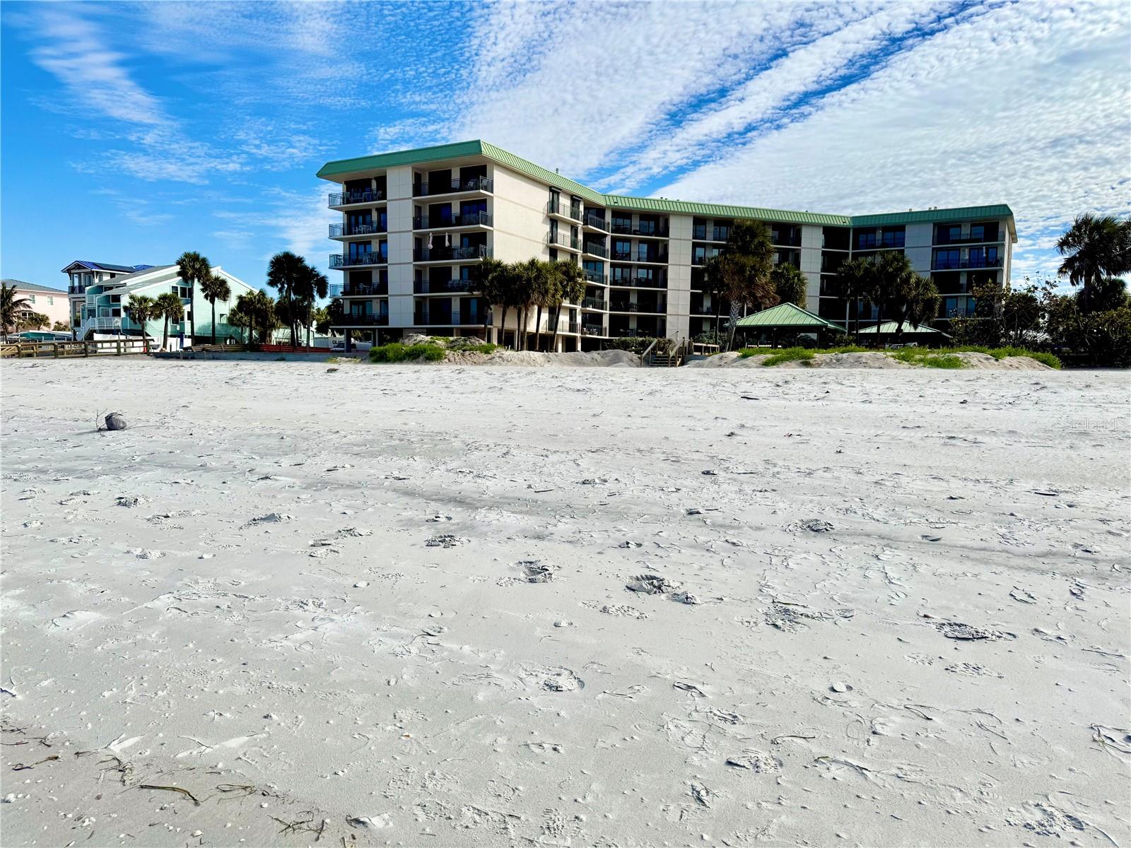 2618 GULF BLVD #407