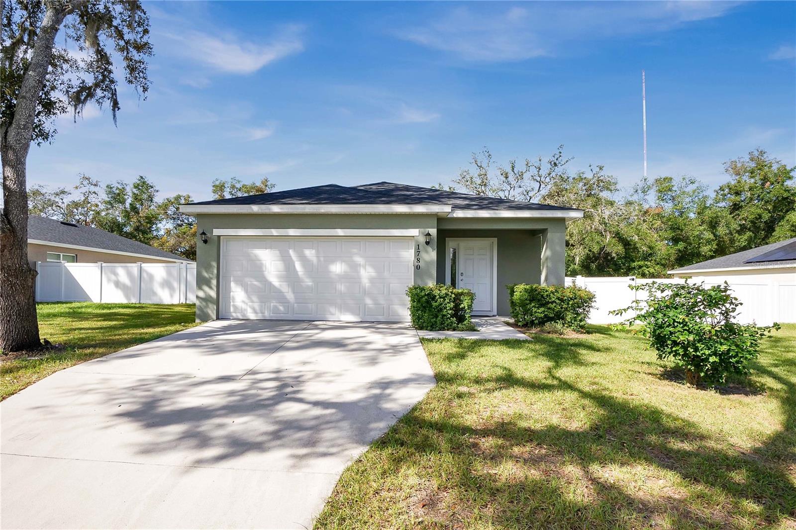 1780 GRAND OAK DR photo 2
