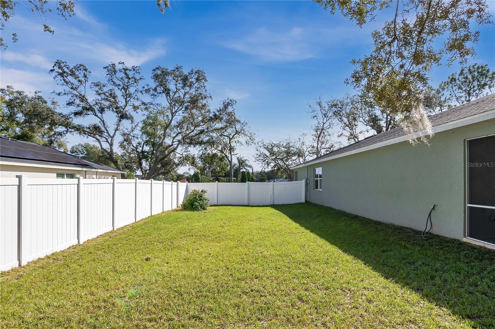 1780 GRAND OAK DR photo 4