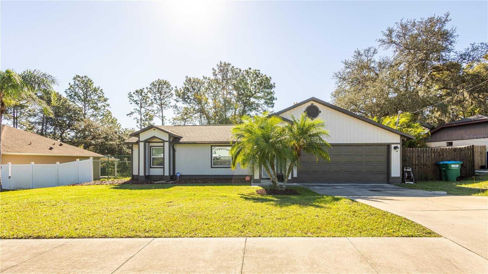 796 HUMPHREY CIR — home for sale
