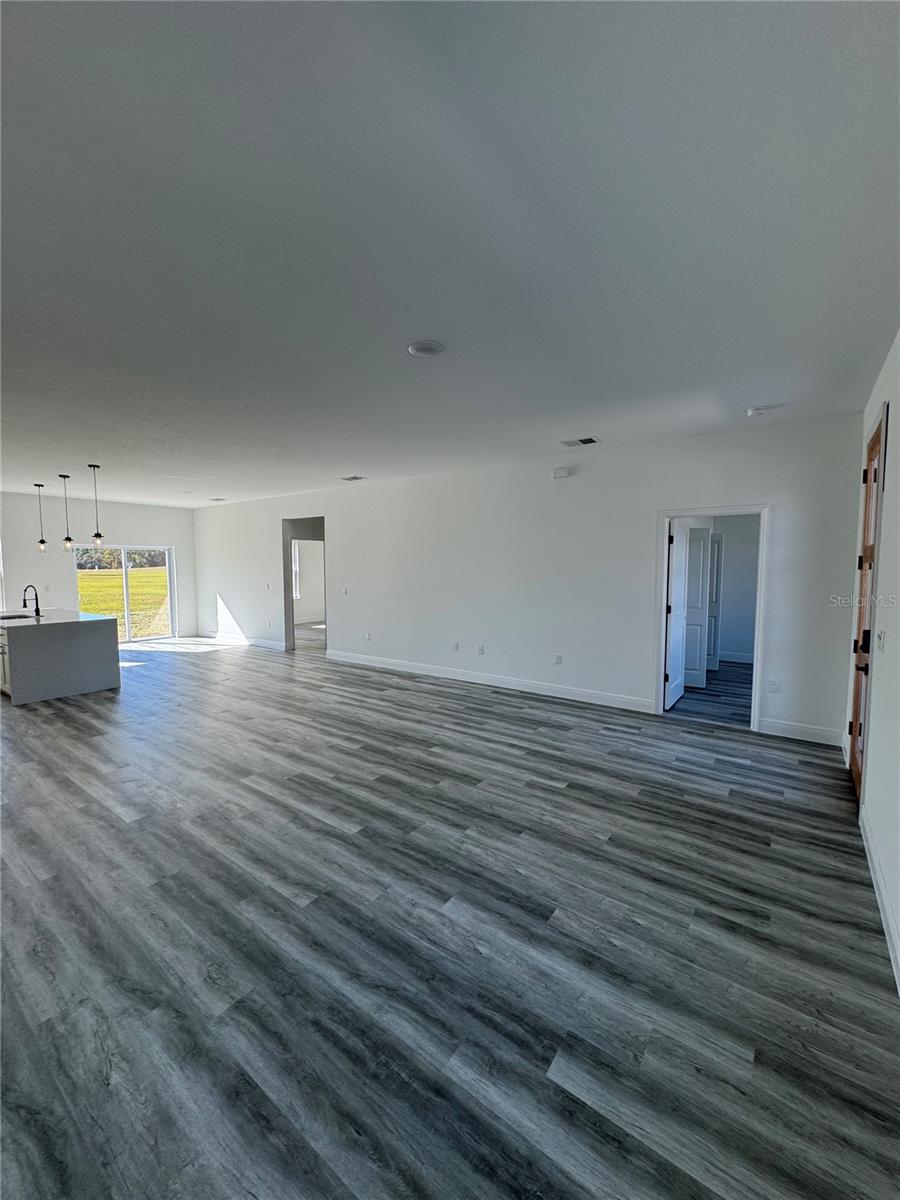6208 SW 129 photo 3