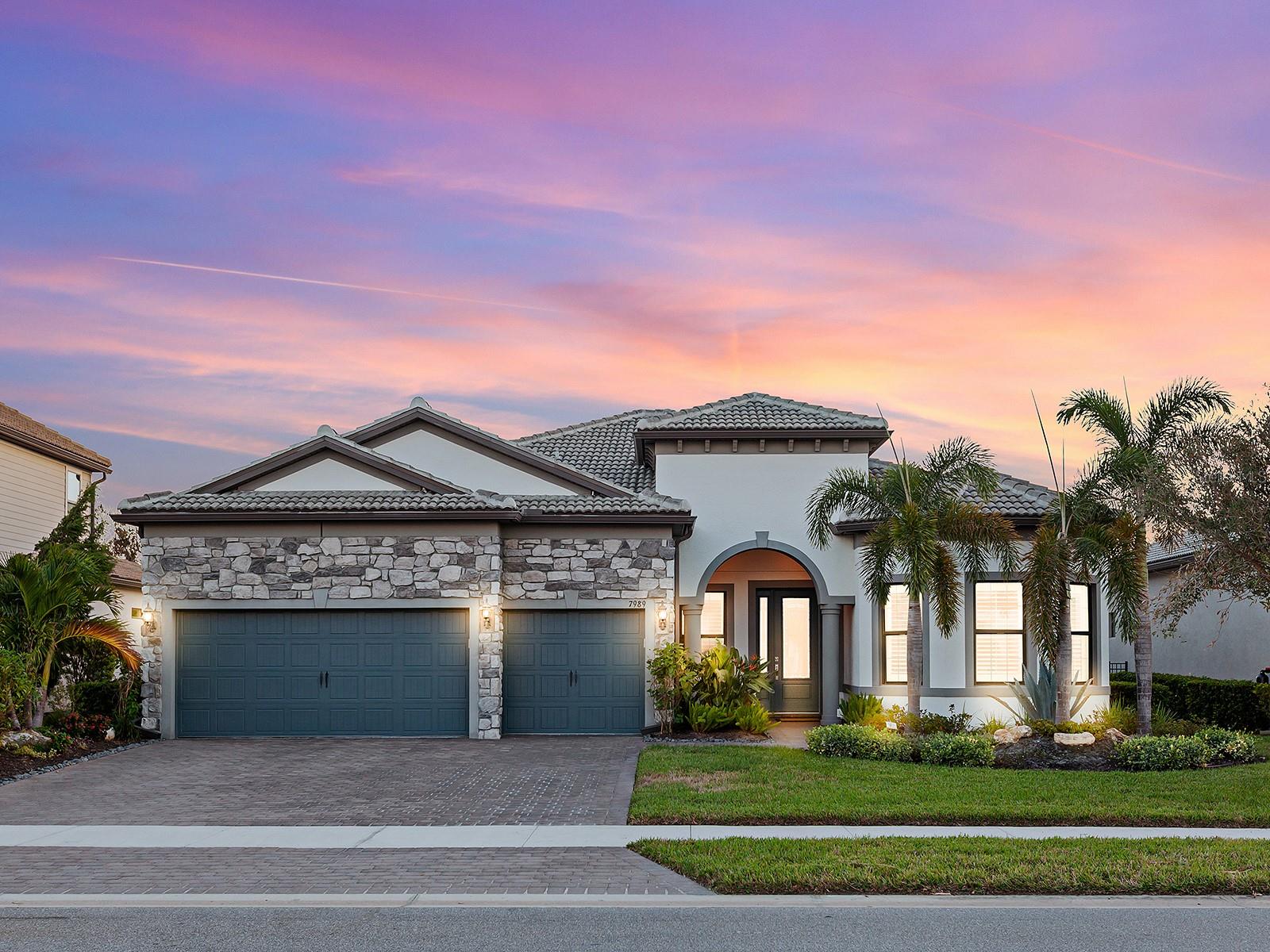 7989 GRANDE SHORES DR photo 3
