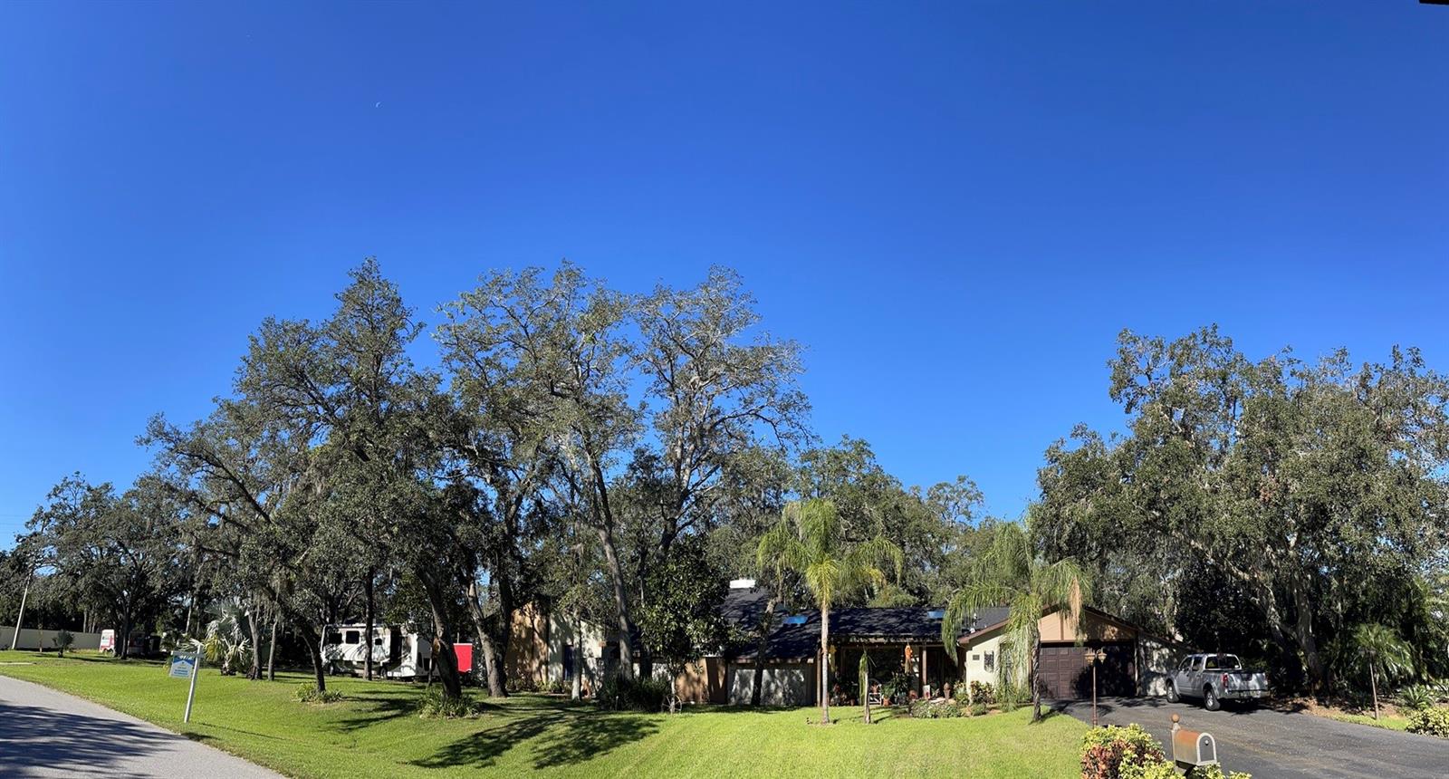 6207 RIDGE TOP DR photo 2