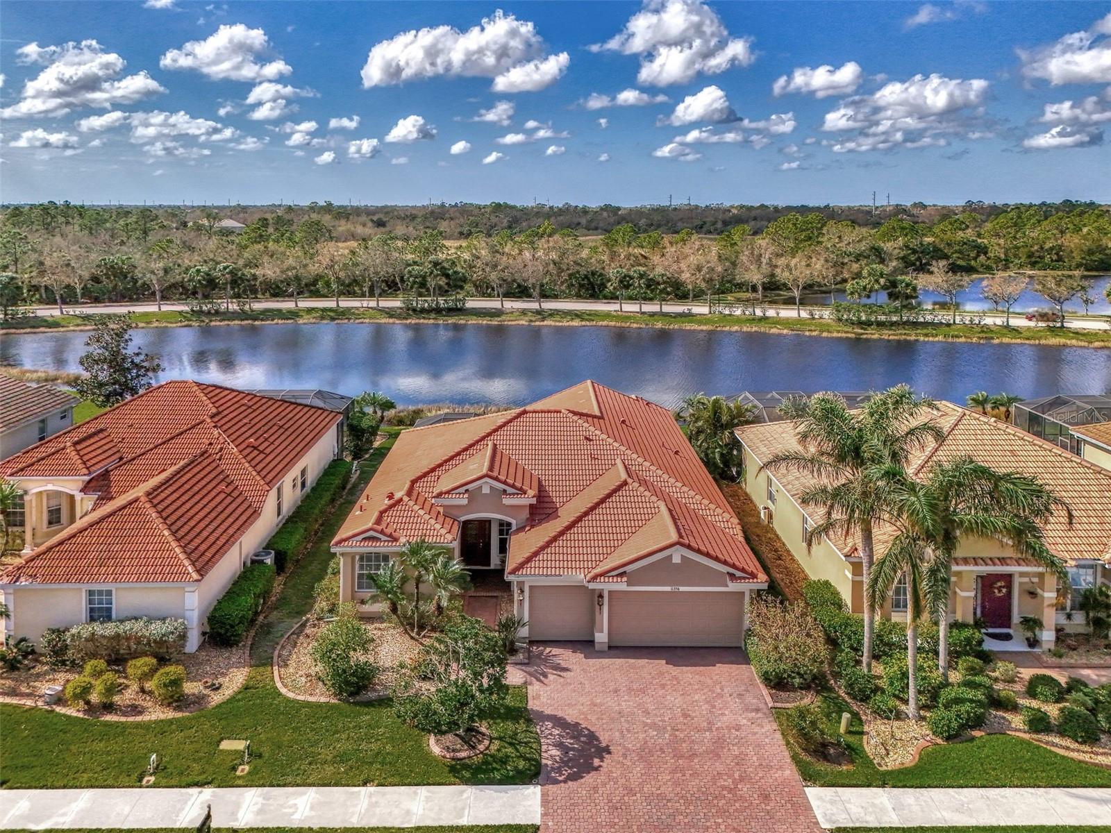 11356 DANCING RIVER DR photo 2