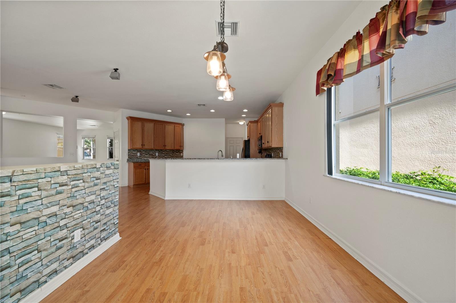 10044 WINDING RIVER RD photo 5