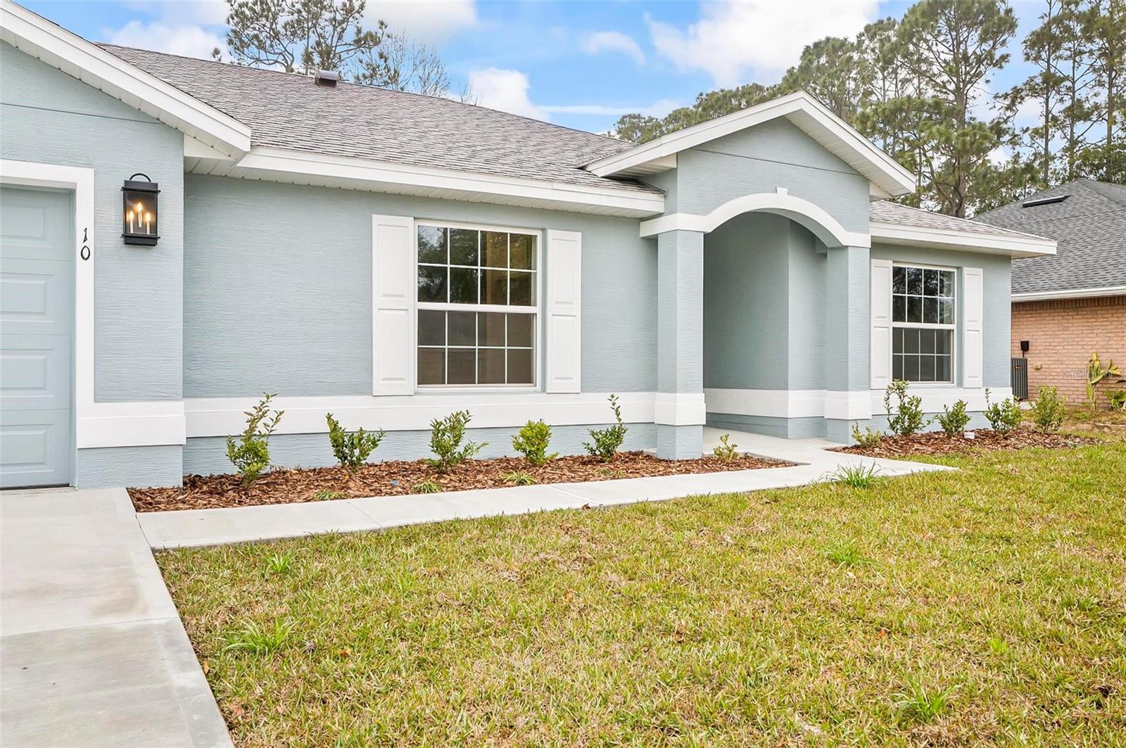 10 RUSSKIN LN photo 4