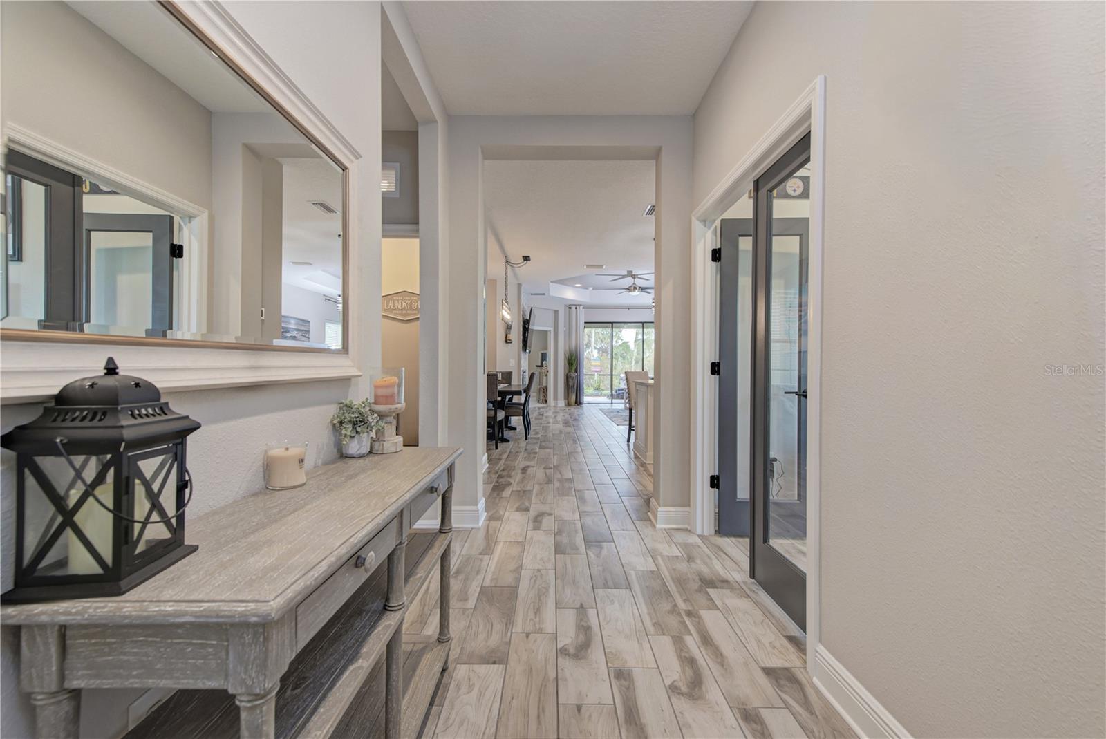 228 SAREZZO CIR photo 5