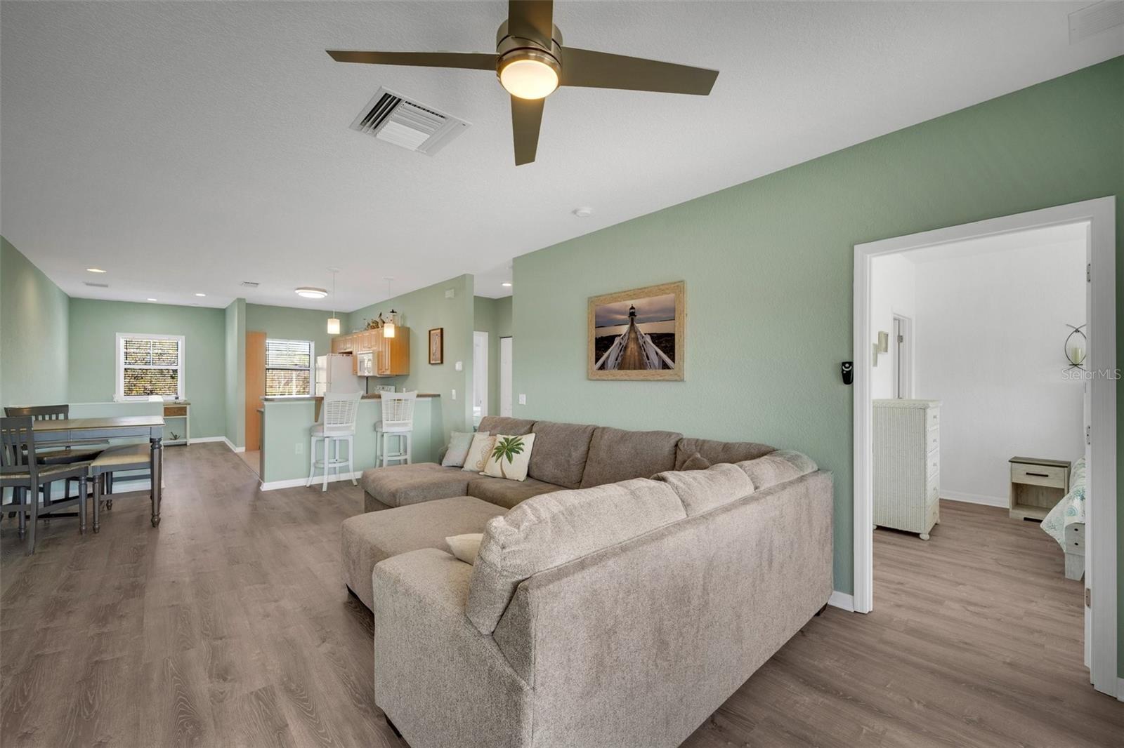 3919 CAPE HAZE DR #506 photo 2