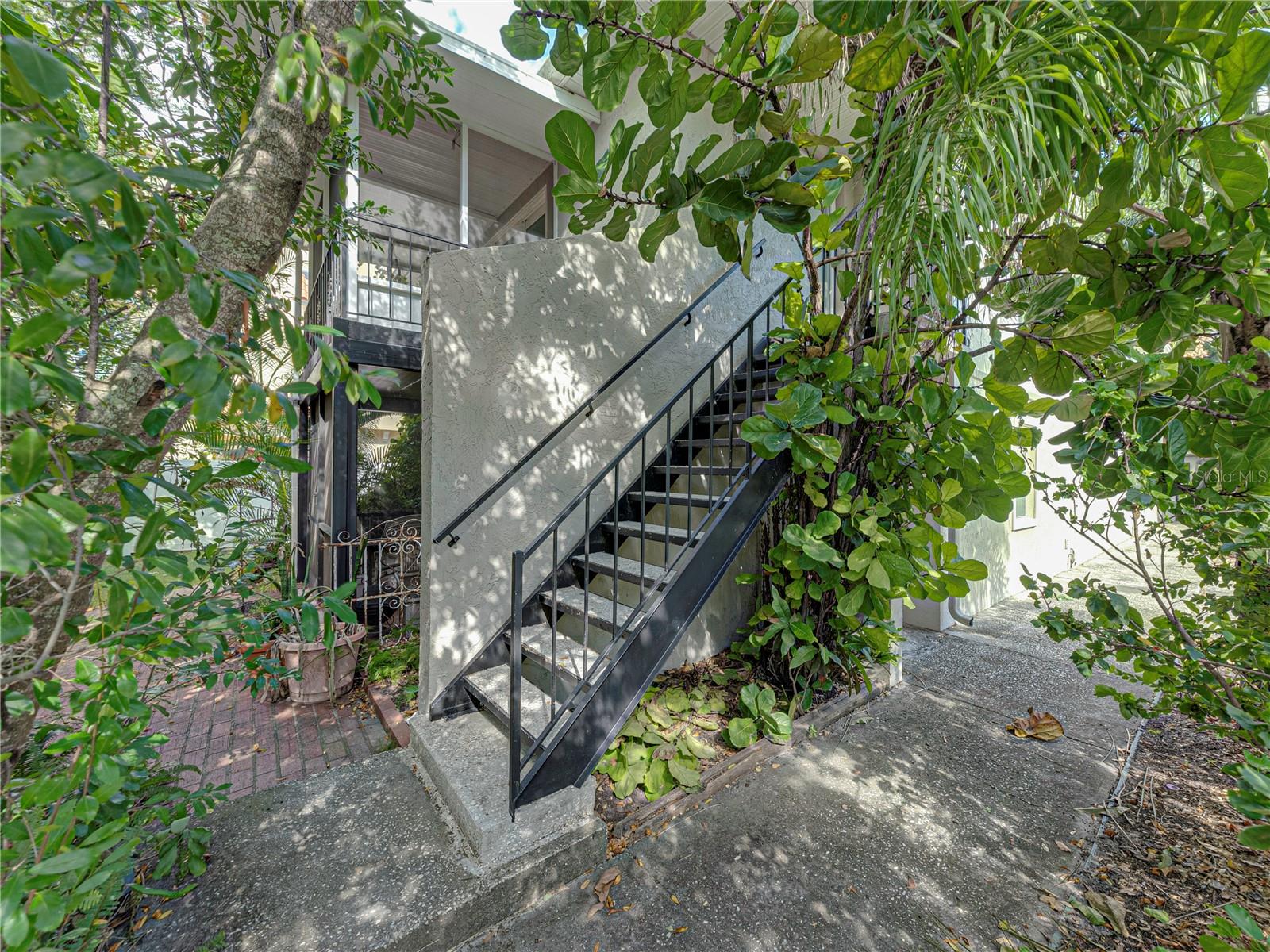 1011 S MOODY AVE #32 — home for sale