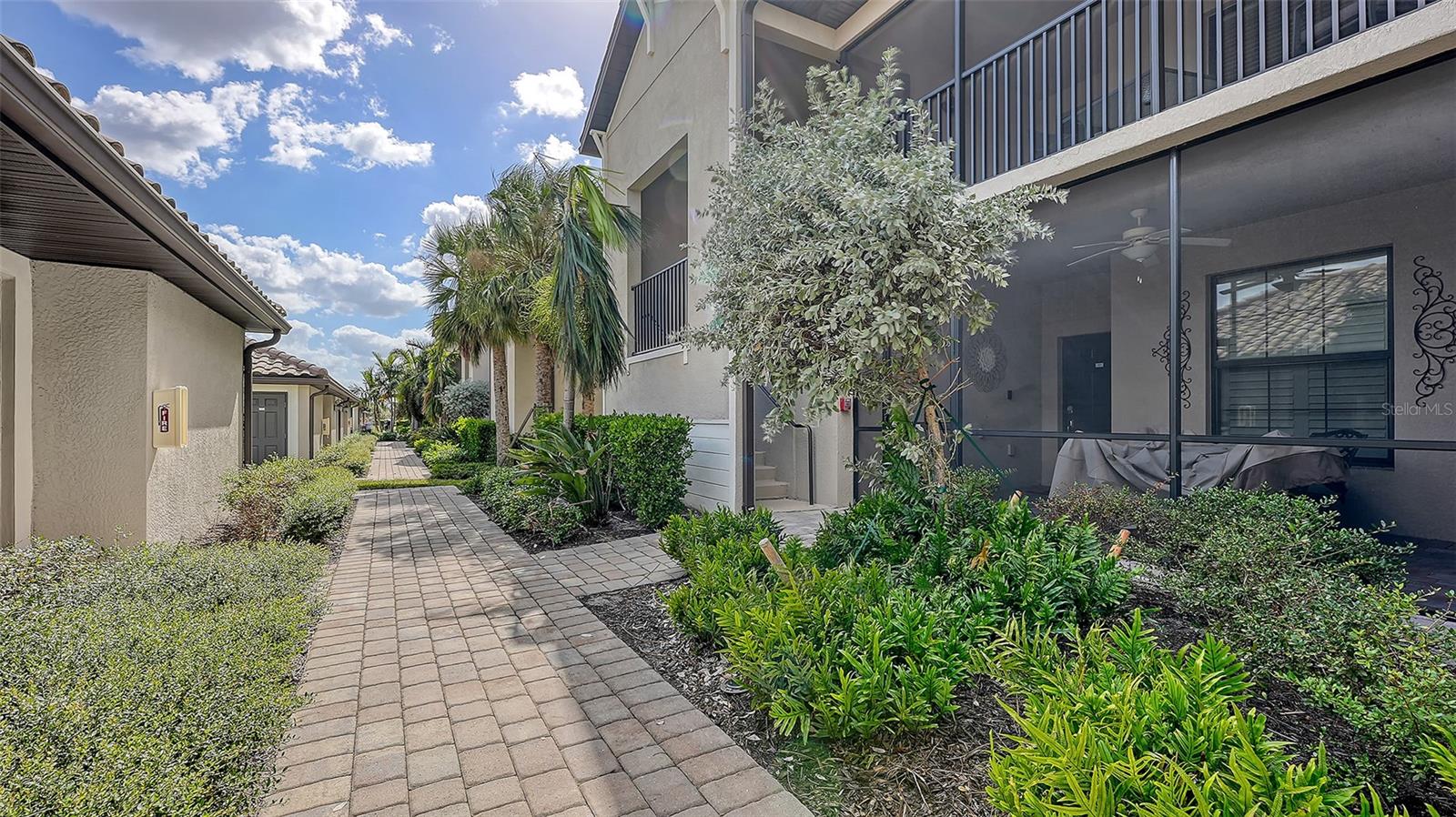5710 PALMER CIR #201 photo 4