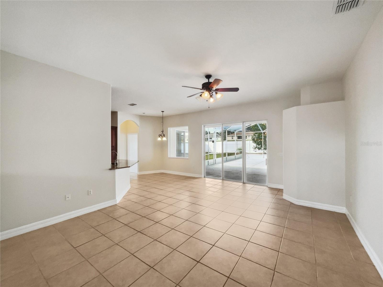 6311 ALAMANDA HILLS DR photo 3