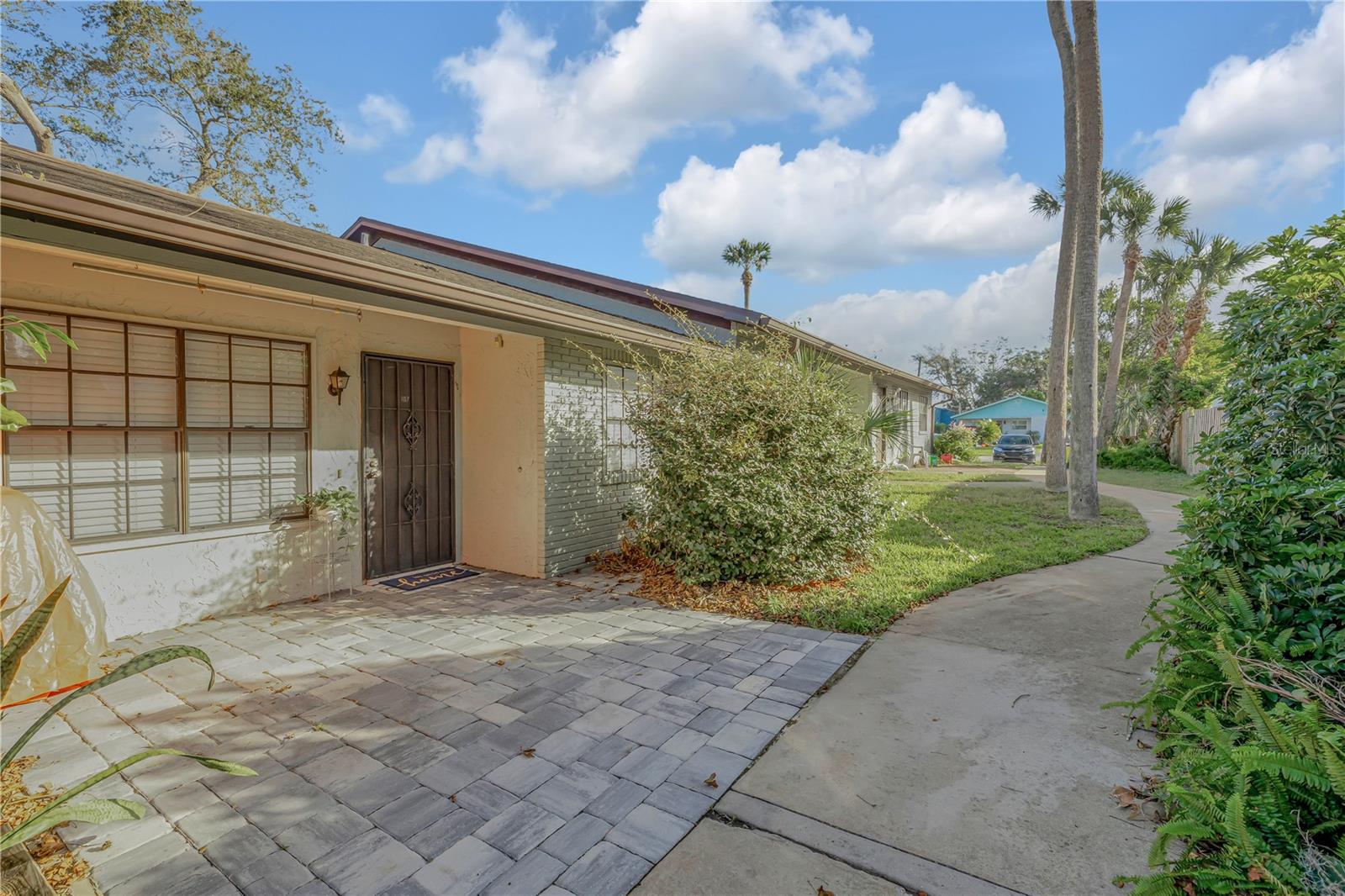526 LIVE OAK ST #1070 photo 2