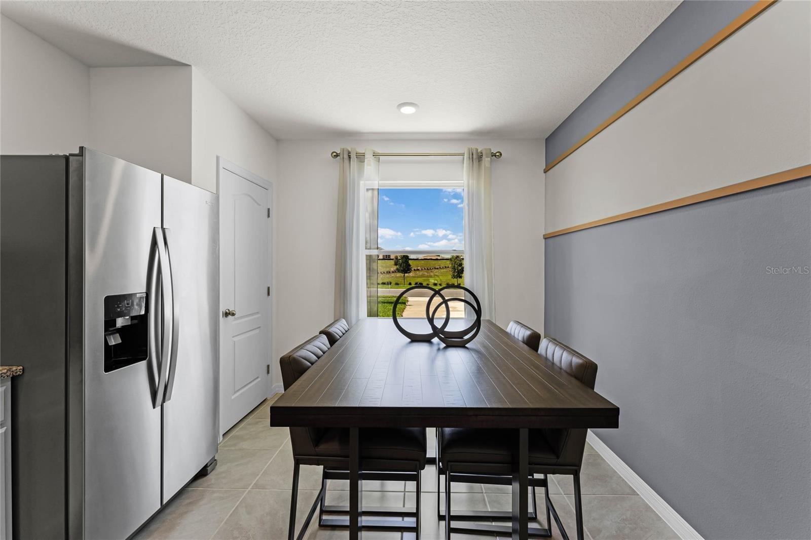 3373 PRIVATE OAK DR photo 3