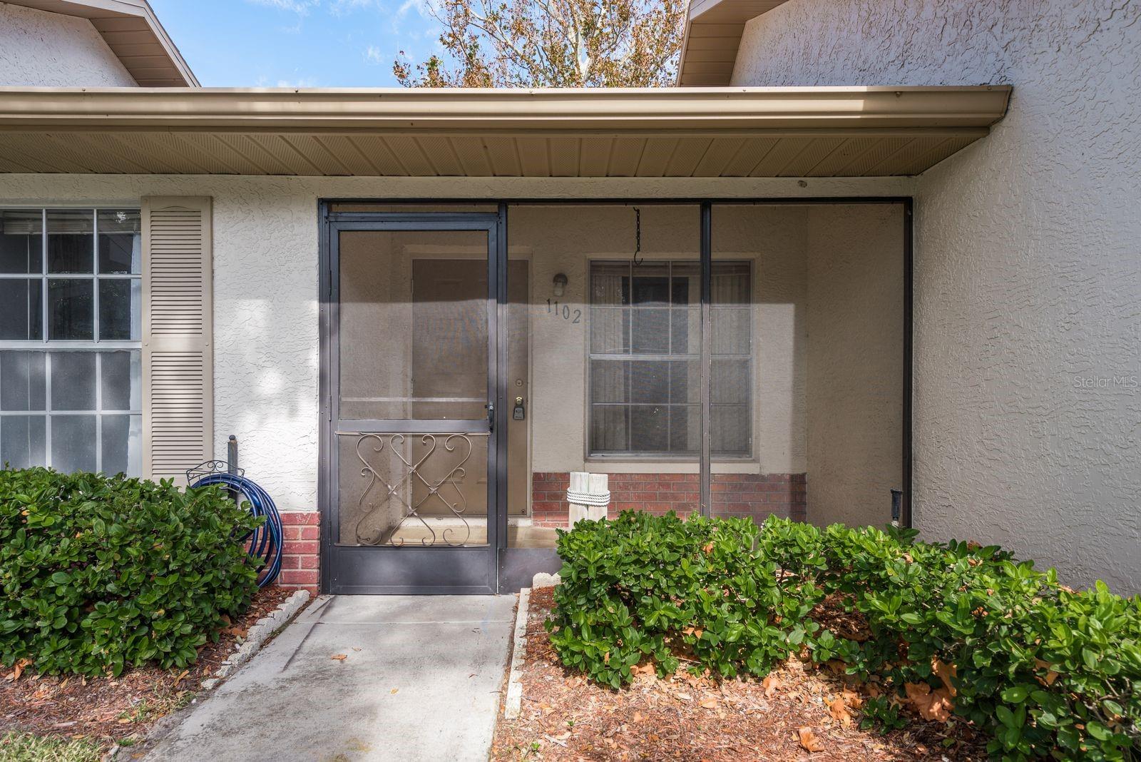1102 TARRIDON CT photo 2