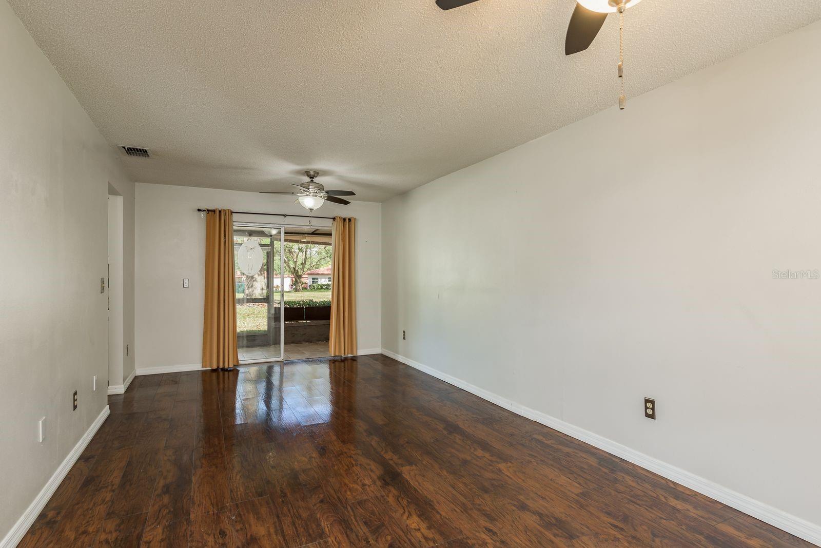 1102 TARRIDON CT photo 3