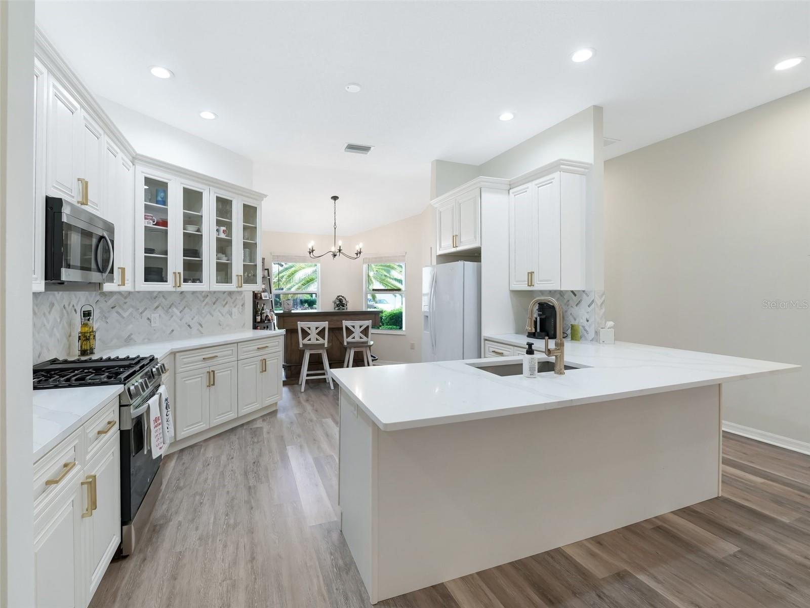 1514 FENIMORE LN photo 5