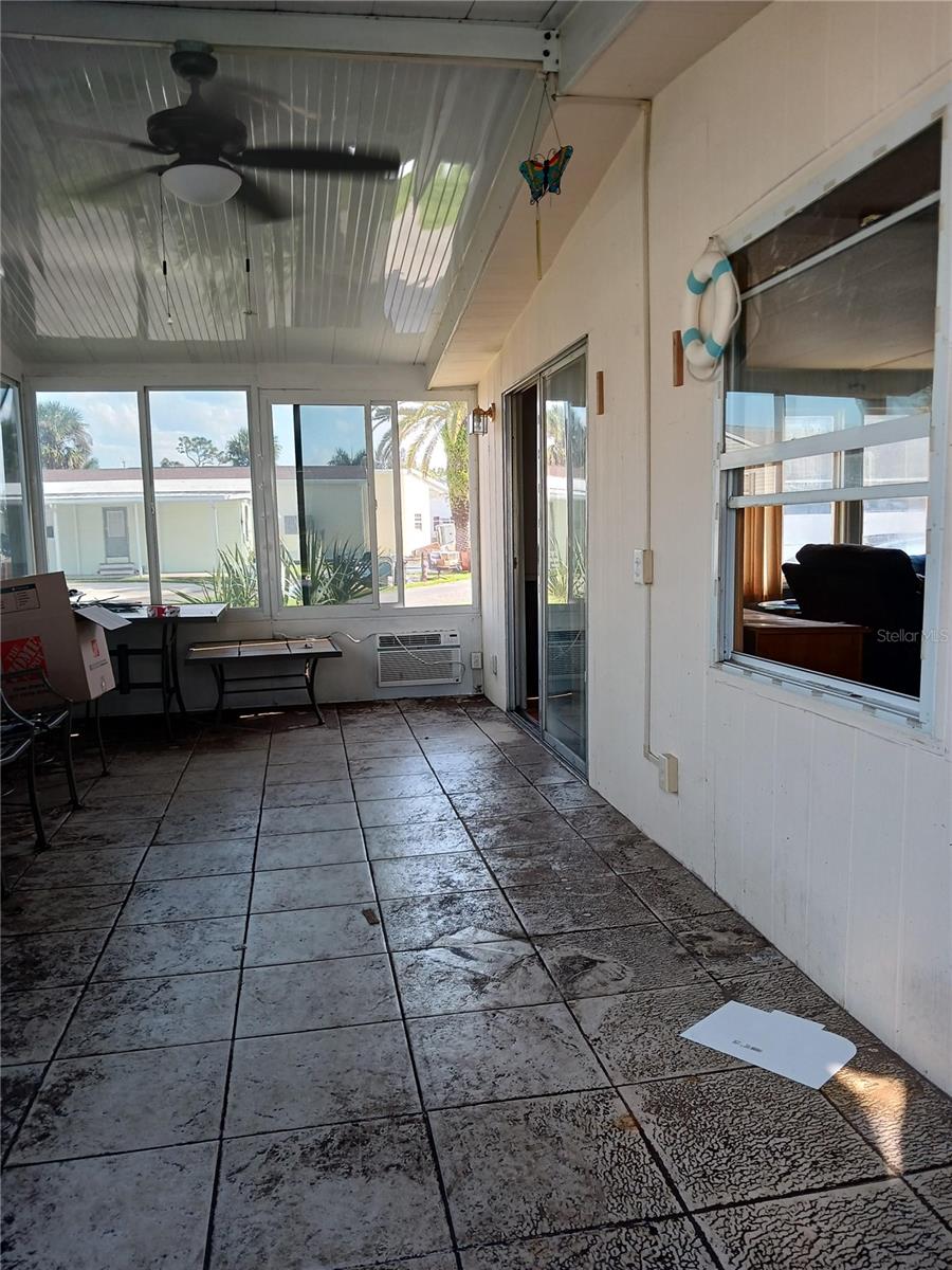 3001 COQUINA ESPLANADE