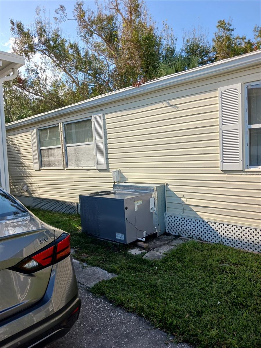 3001 COQUINA ESPLANADE photo 2