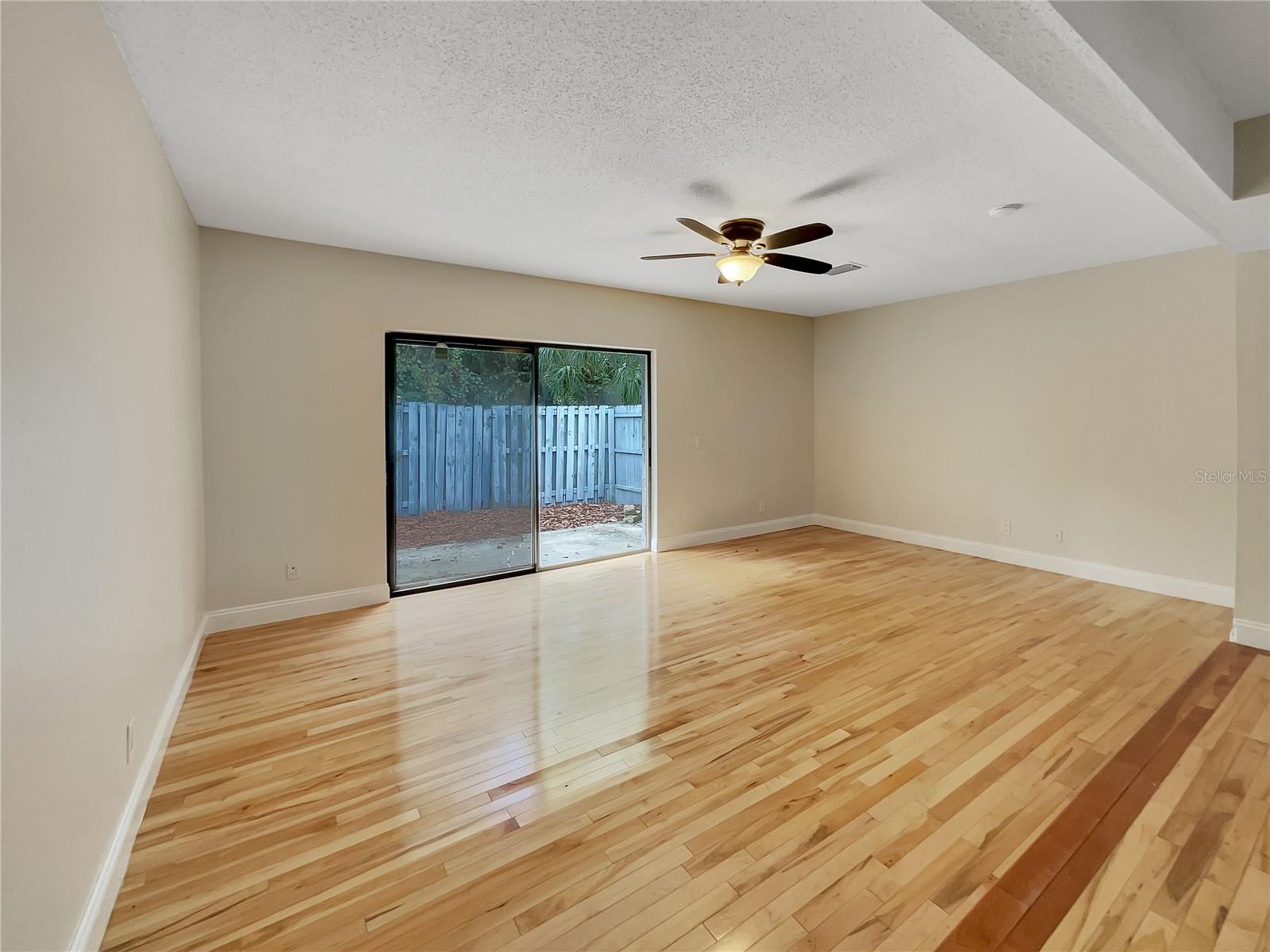 714 SAINT MICHAEL LN photo 3