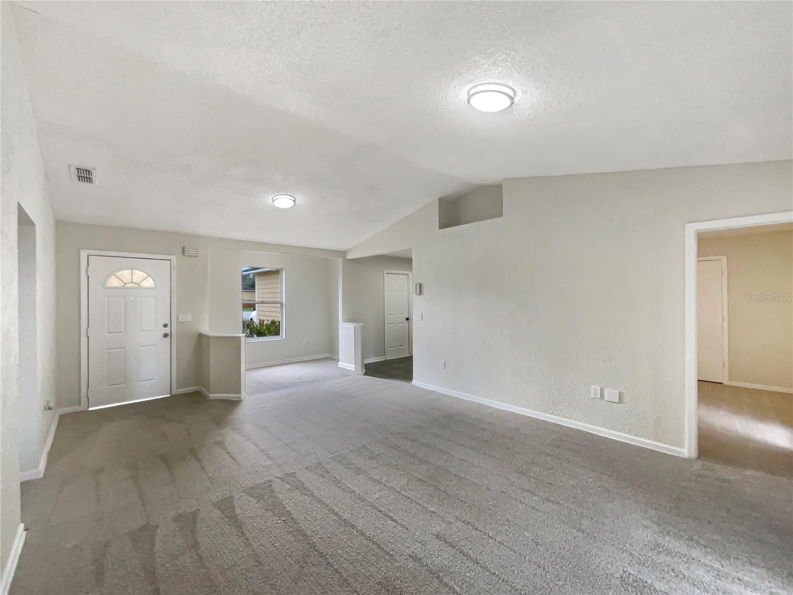 6510 AMI ANN CT photo 3
