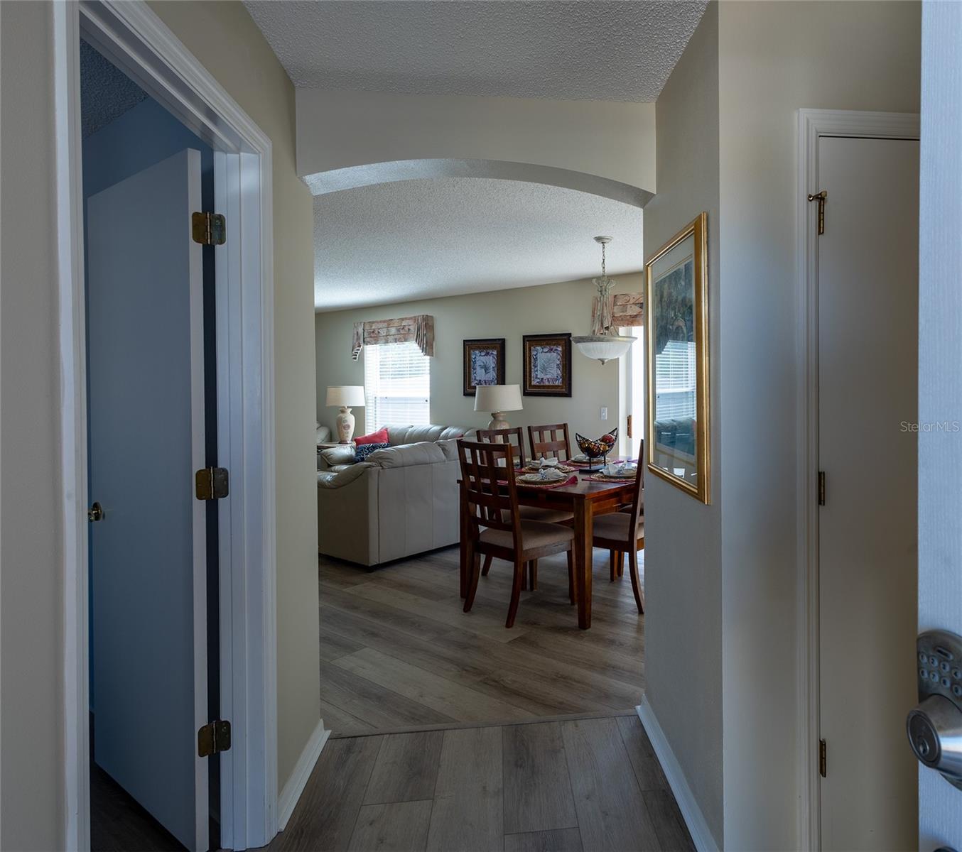 2030 ALFREDO AVE photo 4