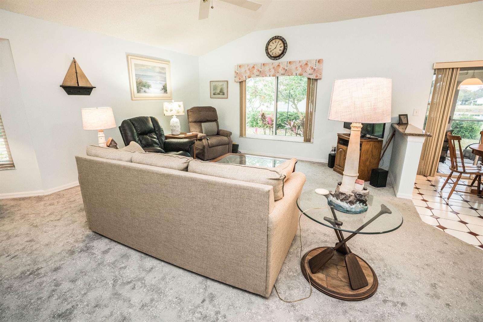 905 OXFORD PARK DR photo 4