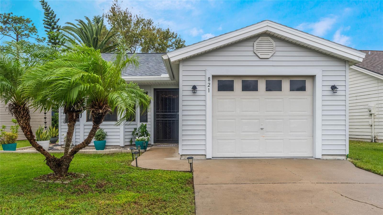 821 PINE SHORES CIR — home for sale