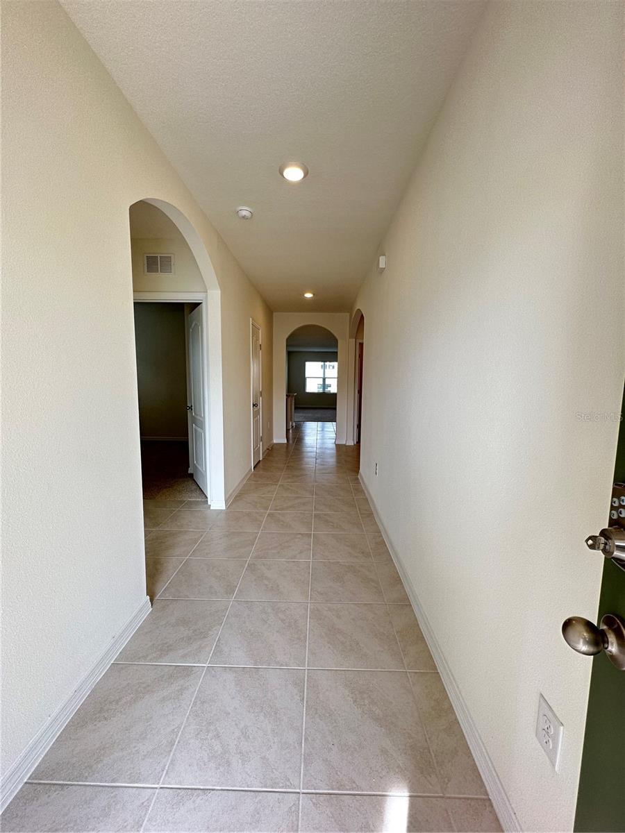 455 BOARDWALK AVE photo 2