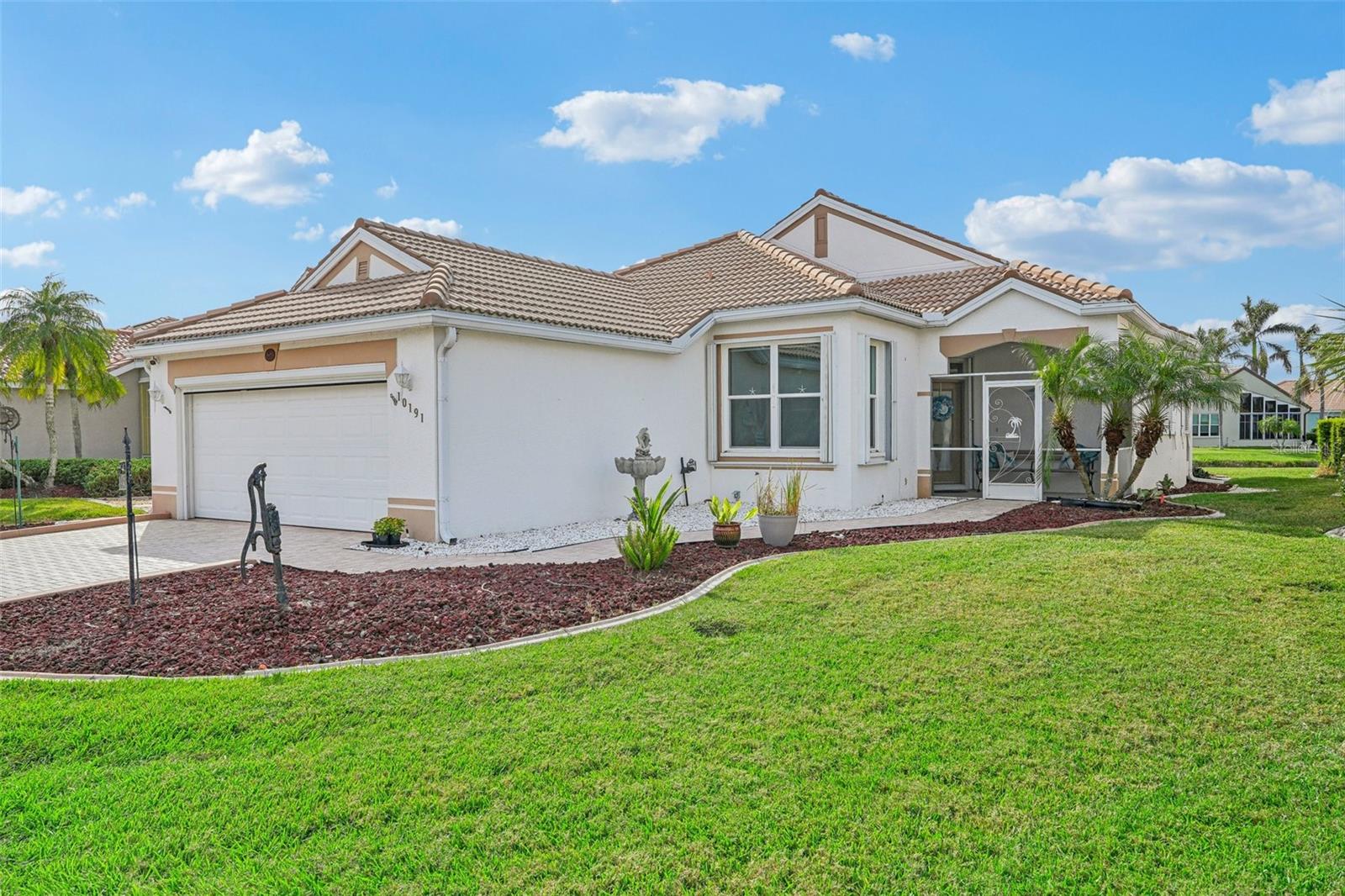 10191 ARROWHEAD DR photo 2