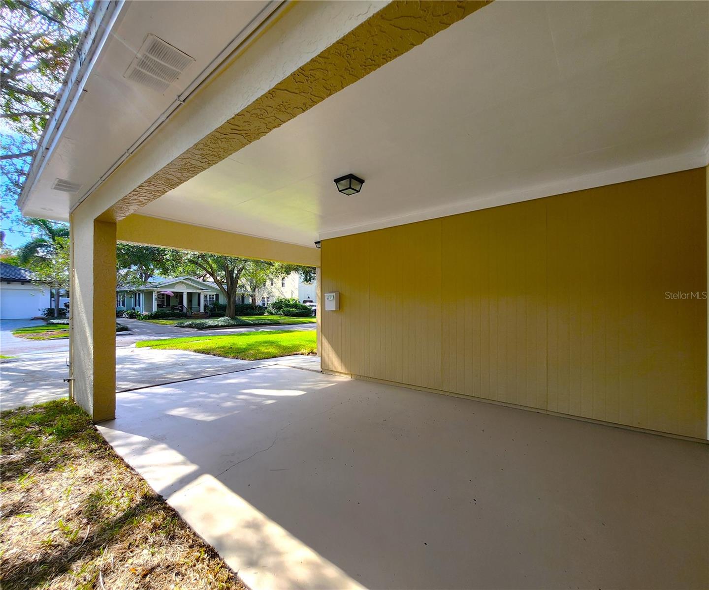 3915 W SAN PEDRO ST photo 4