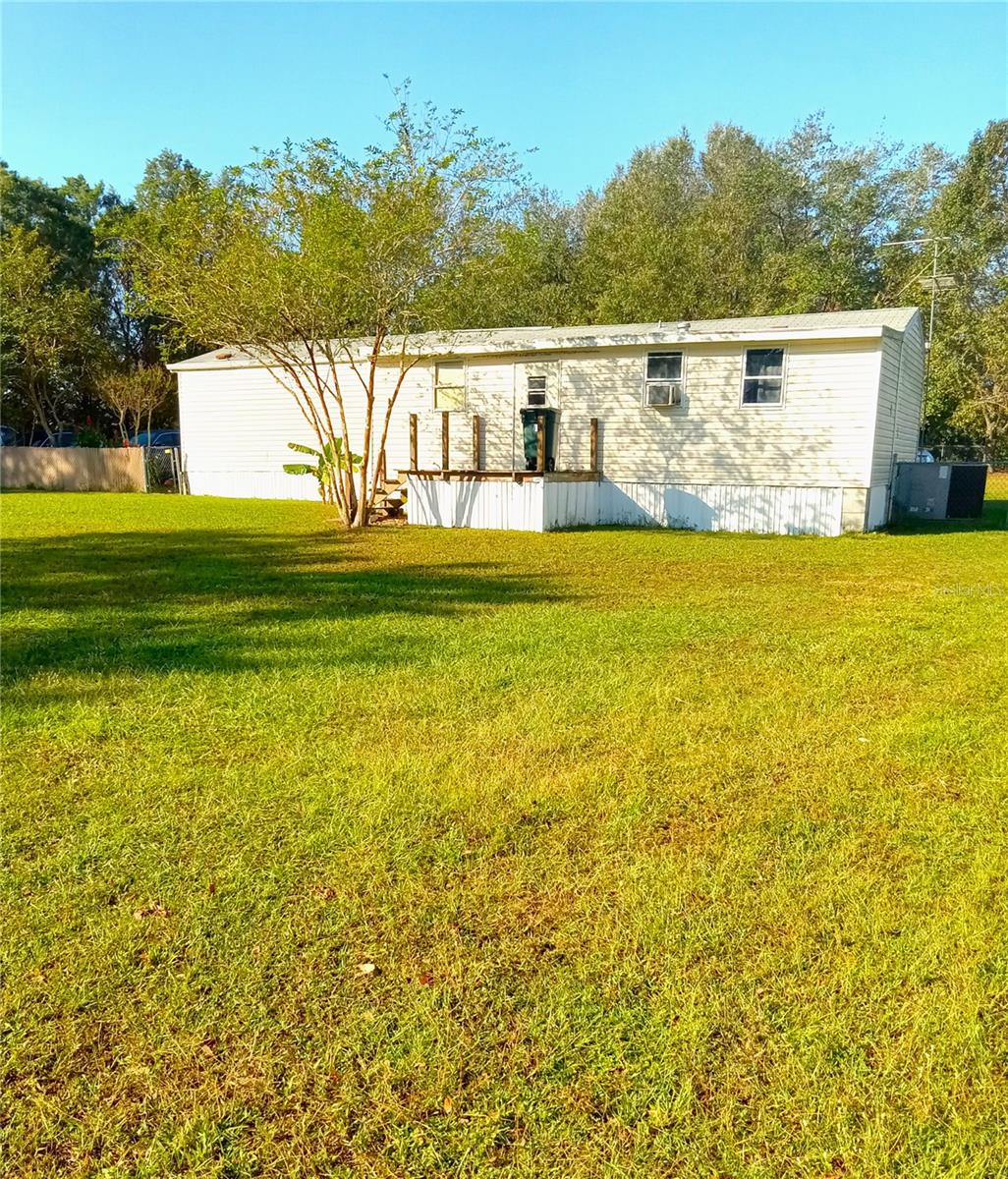 8040 HAMSTER DR photo 2
