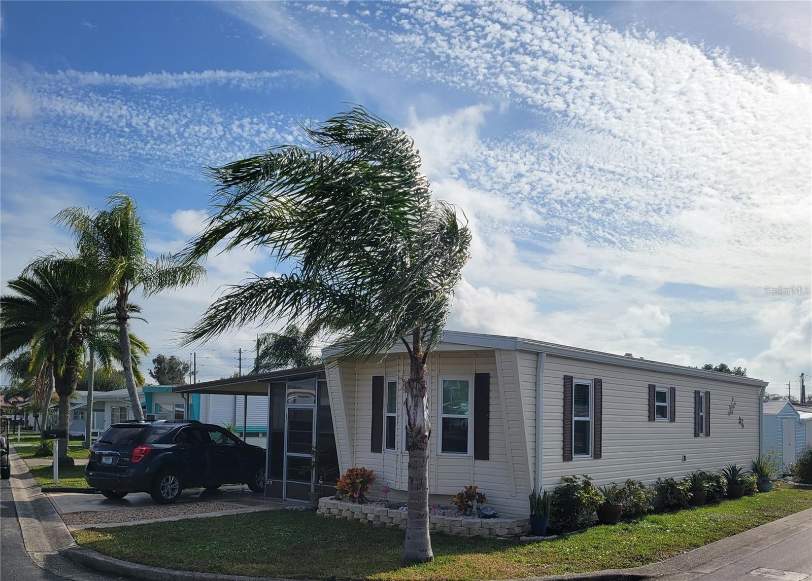 3111 BESSIE LN photo 3