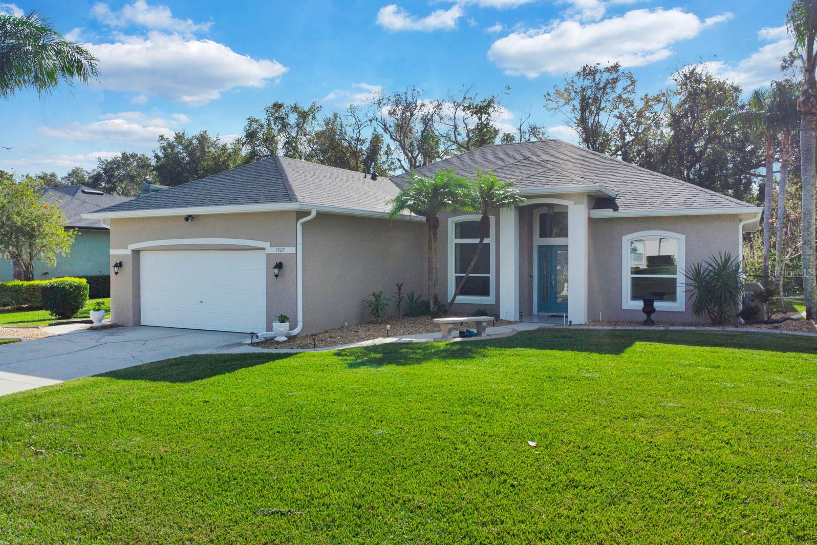 1907 SIR LANCELOT CIR photo 2