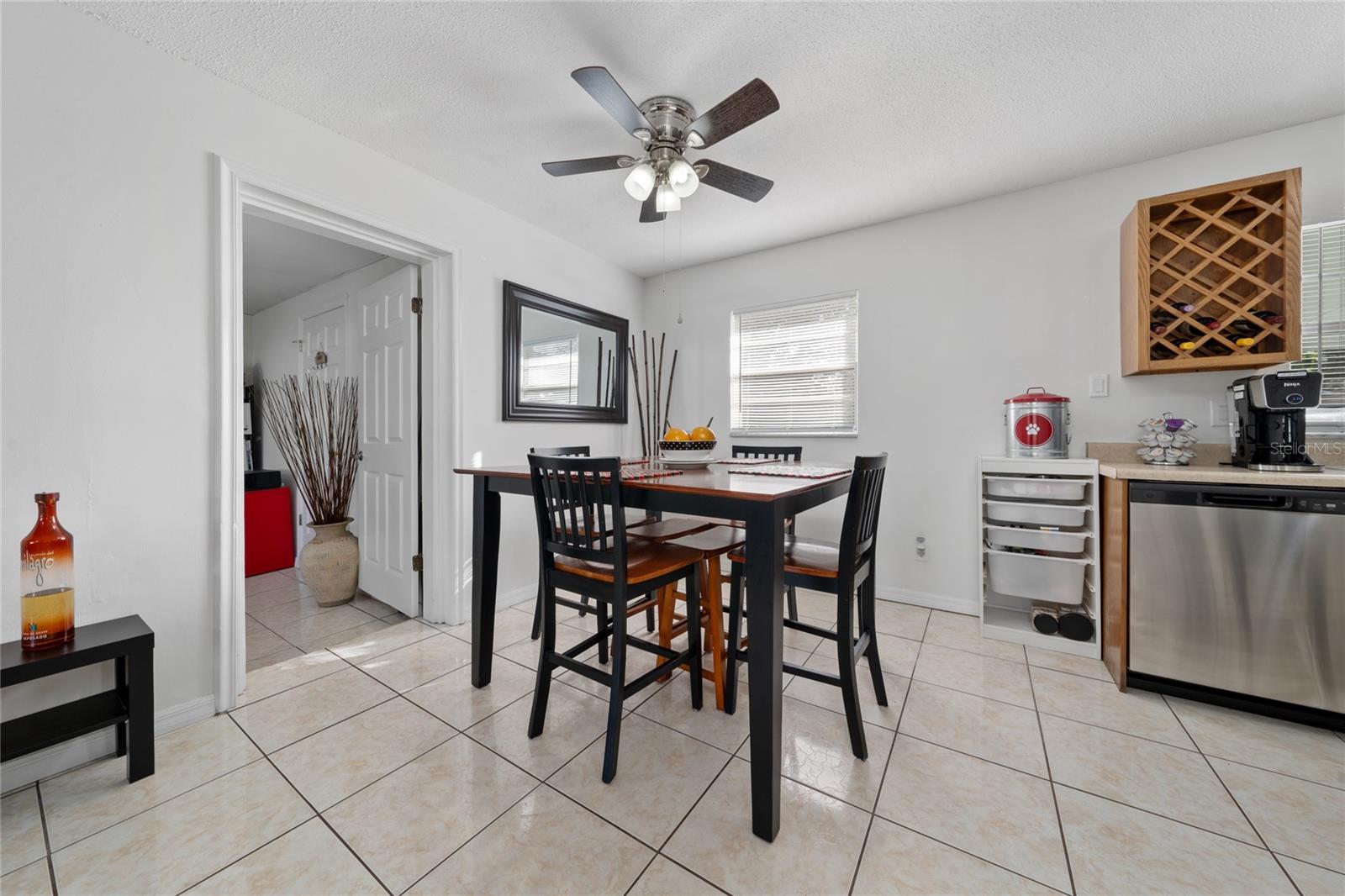 136 ALHAMBRA AVE photo 4