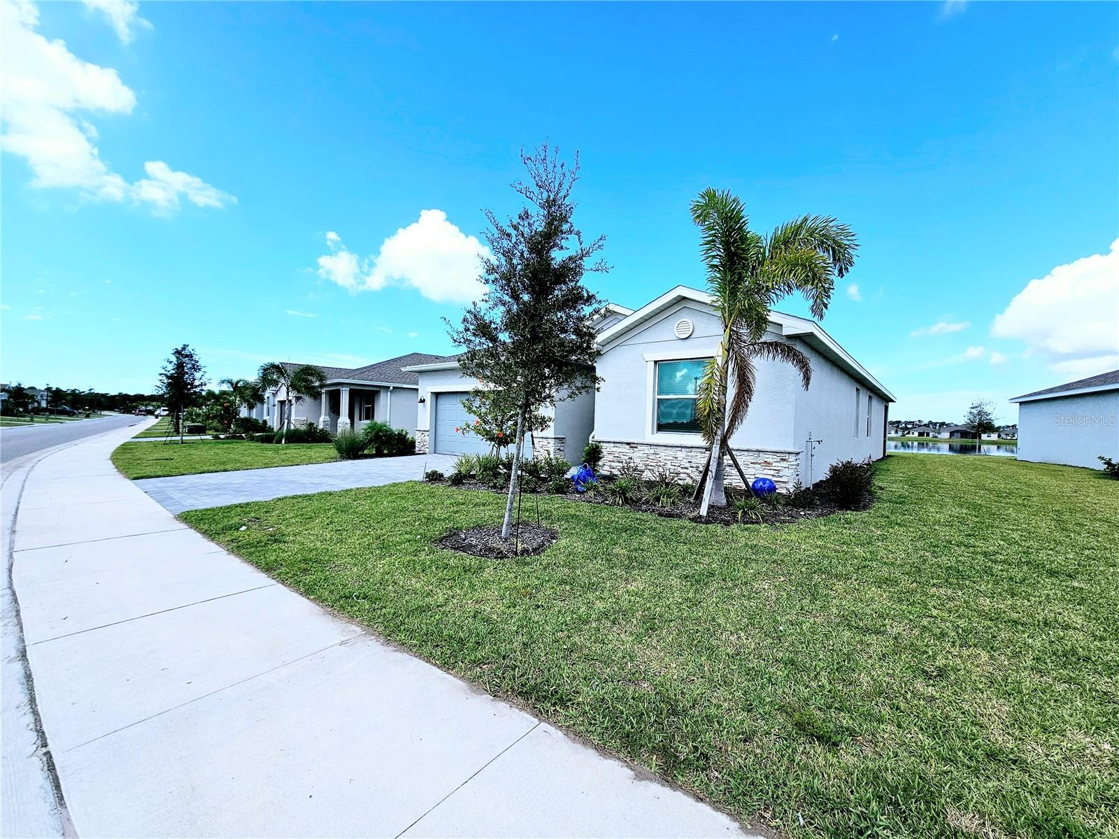 8732 COCA BAY BLVD photo 3
