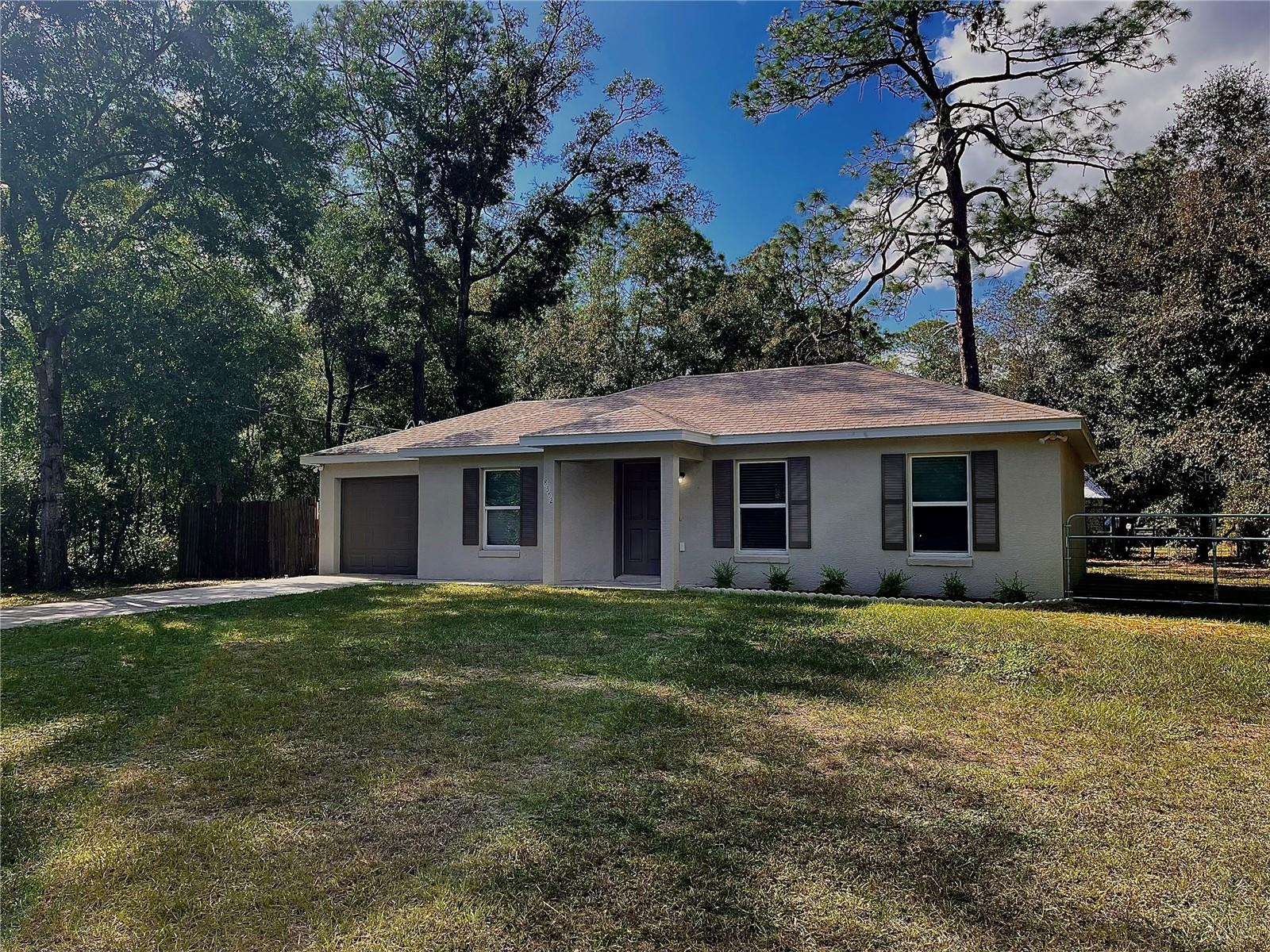 8352 N ORANGEBUD TER photo 3