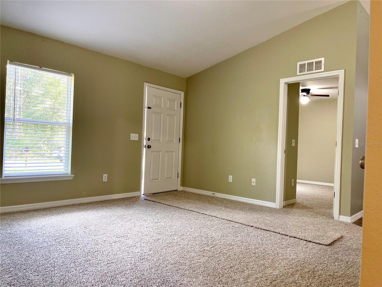 8352 N ORANGEBUD TER photo 4