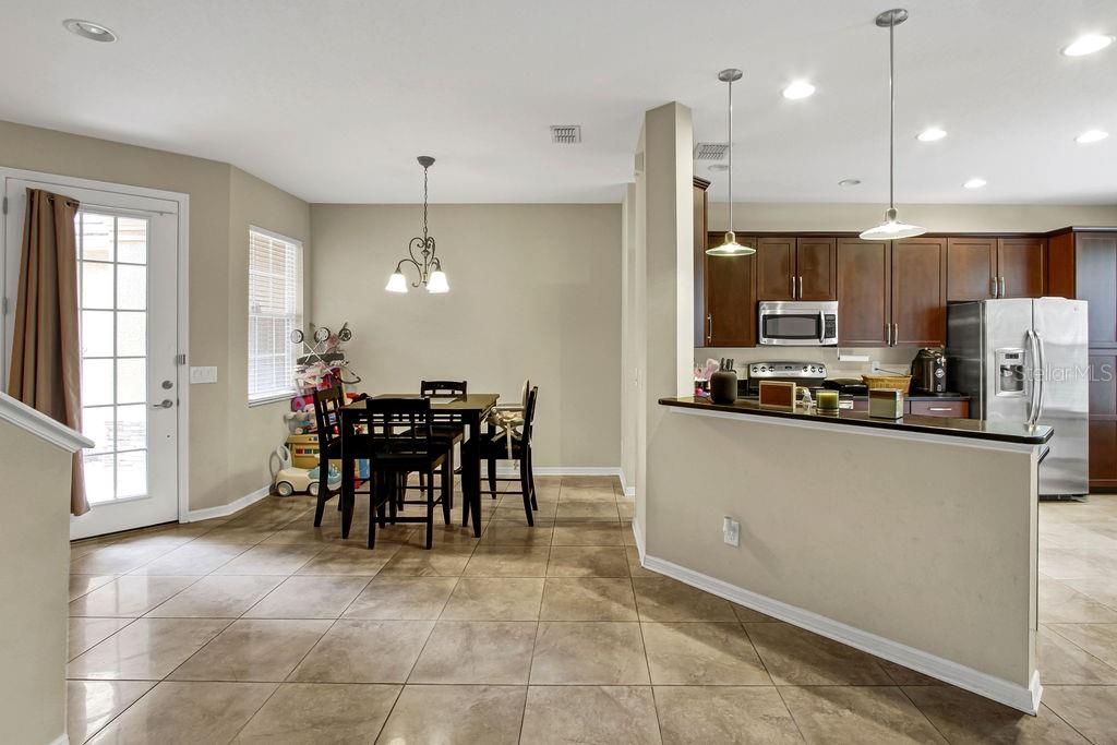 8277 VILLA GRANDE CT photo 5