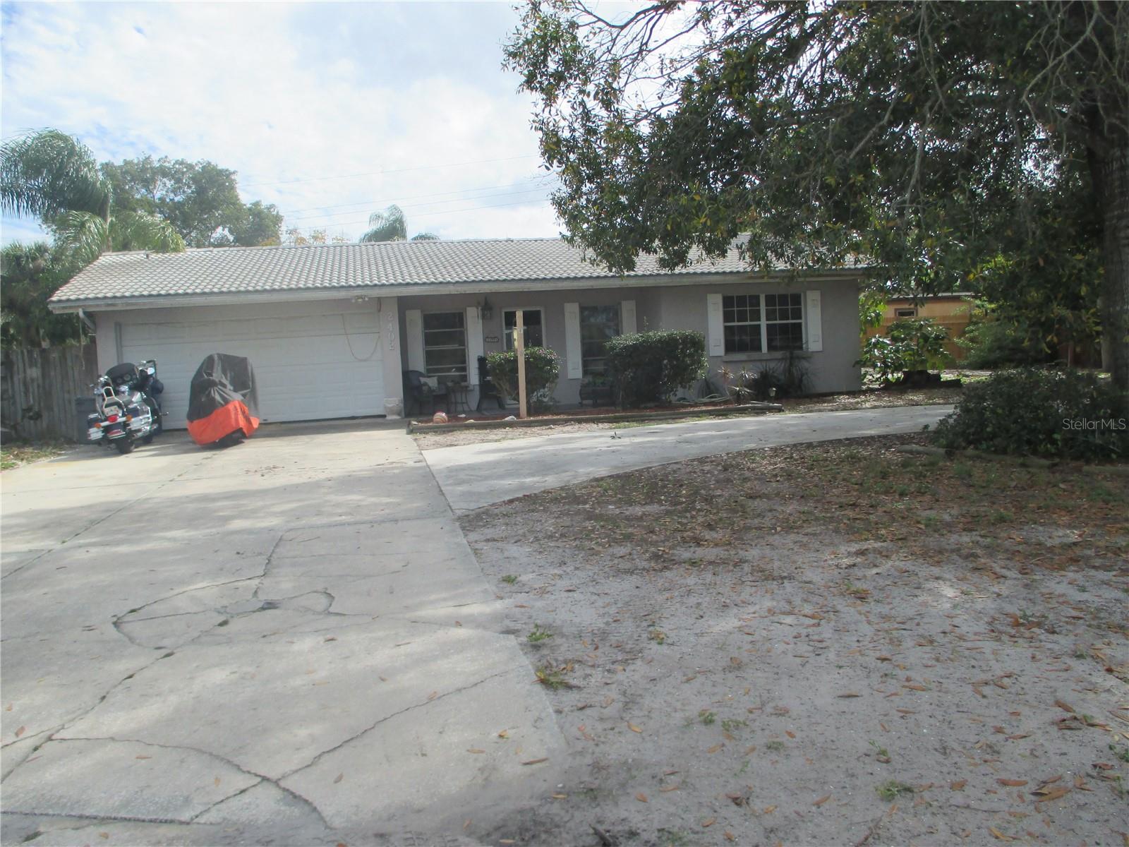 2402 CONSTITUTION BLVD — home for sale