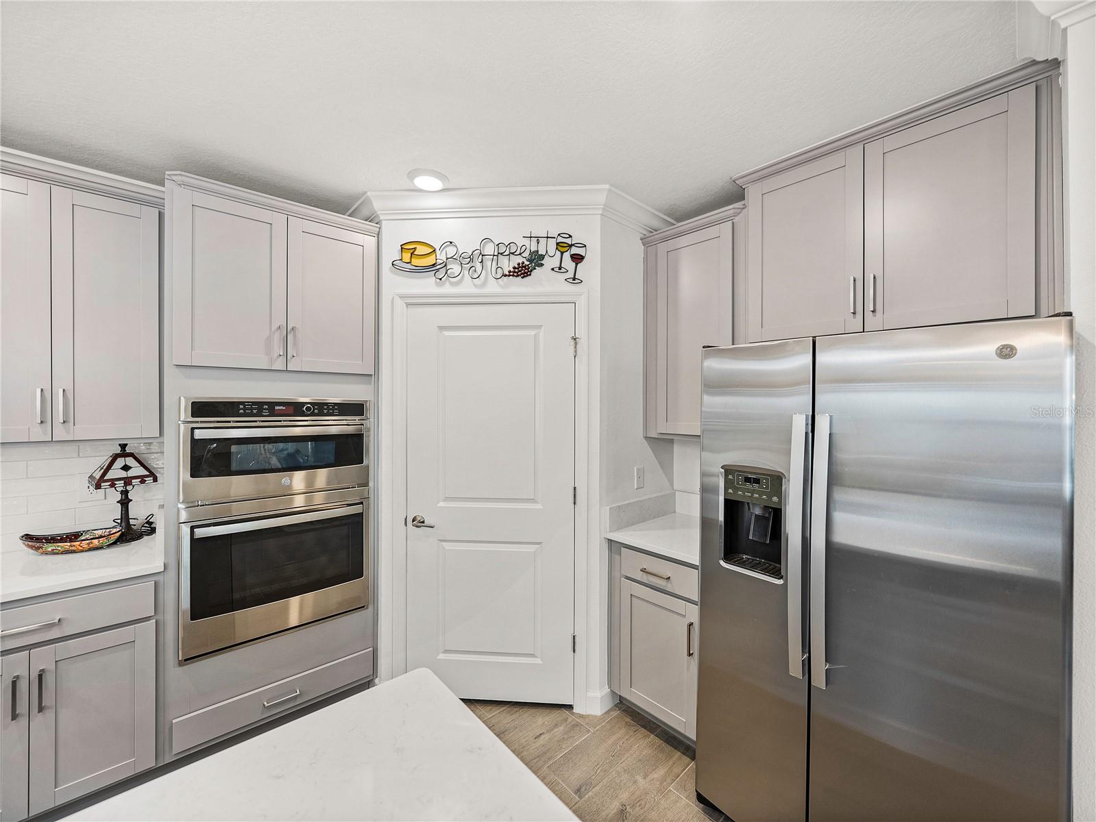 17319 HOLLY WELL AVE photo 5