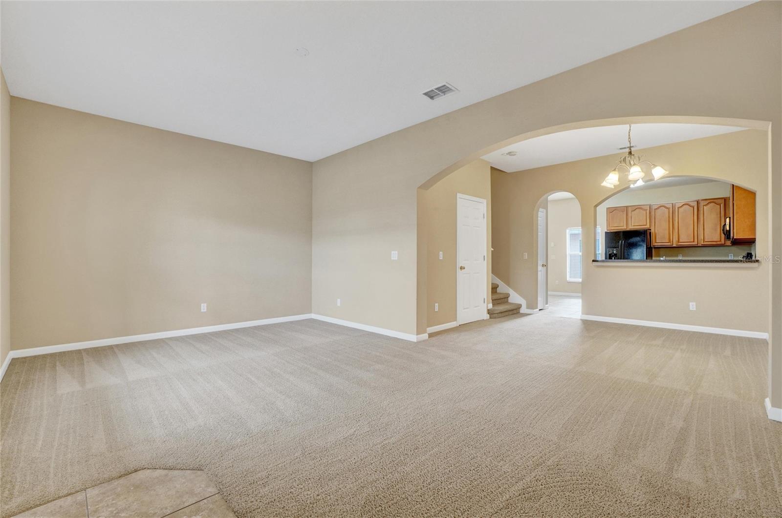 16719 CEDAR CREST DR photo 5