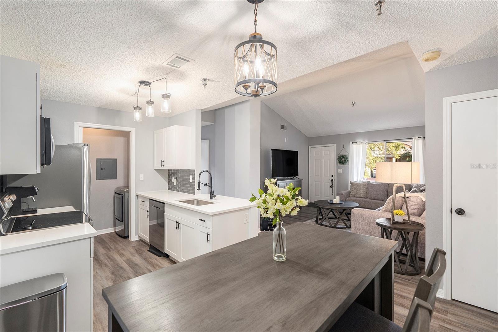 10265 GANDY BLVD N #1406 photo 5