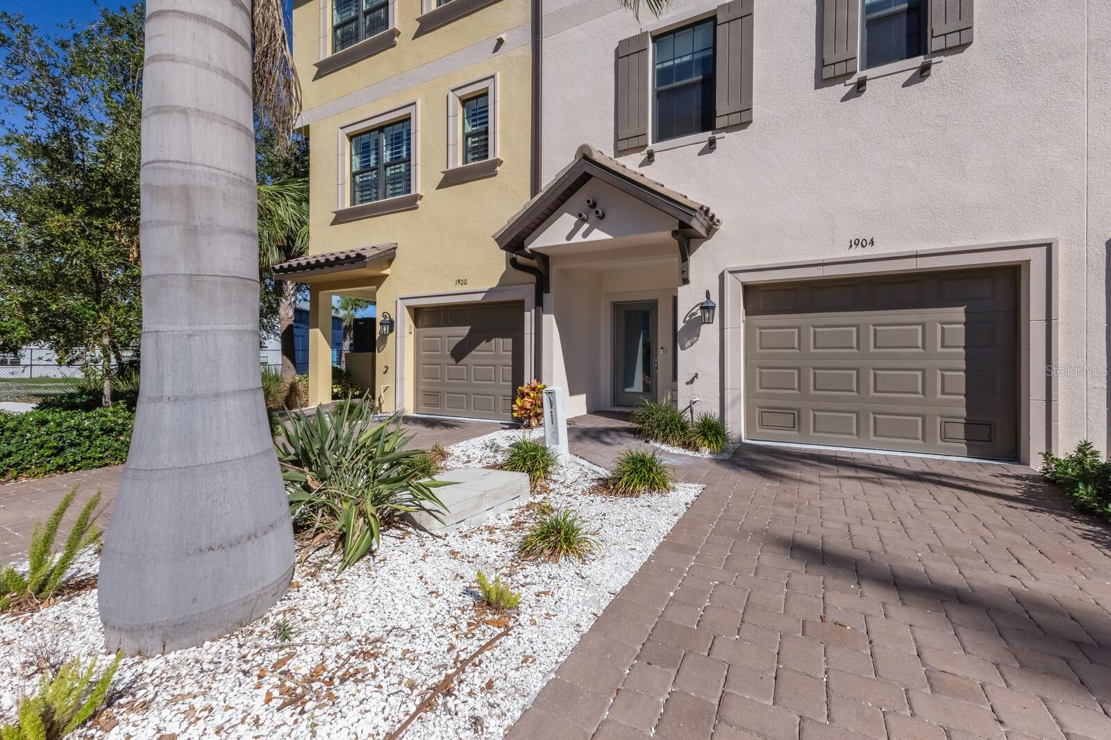1904 MONTE CARLO DR photo 3